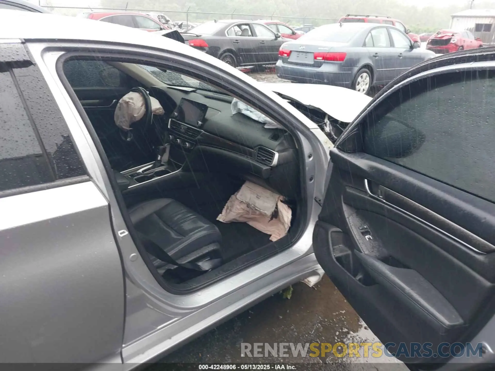 5 Photograph of a damaged car 1HGCV1F41MA095331 HONDA ACCORD 2021