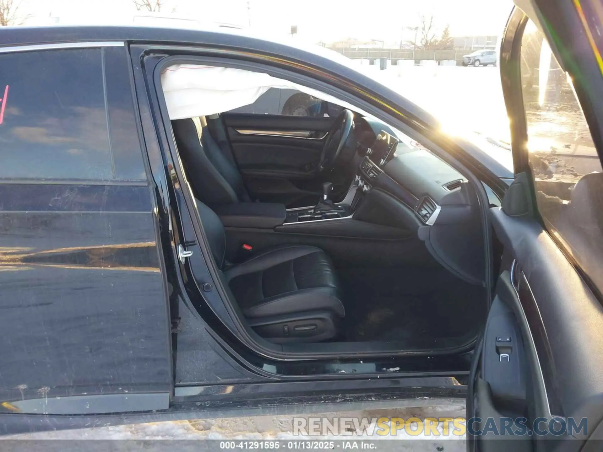 5 Photograph of a damaged car 1HGCV1F41MA110670 HONDA ACCORD 2021