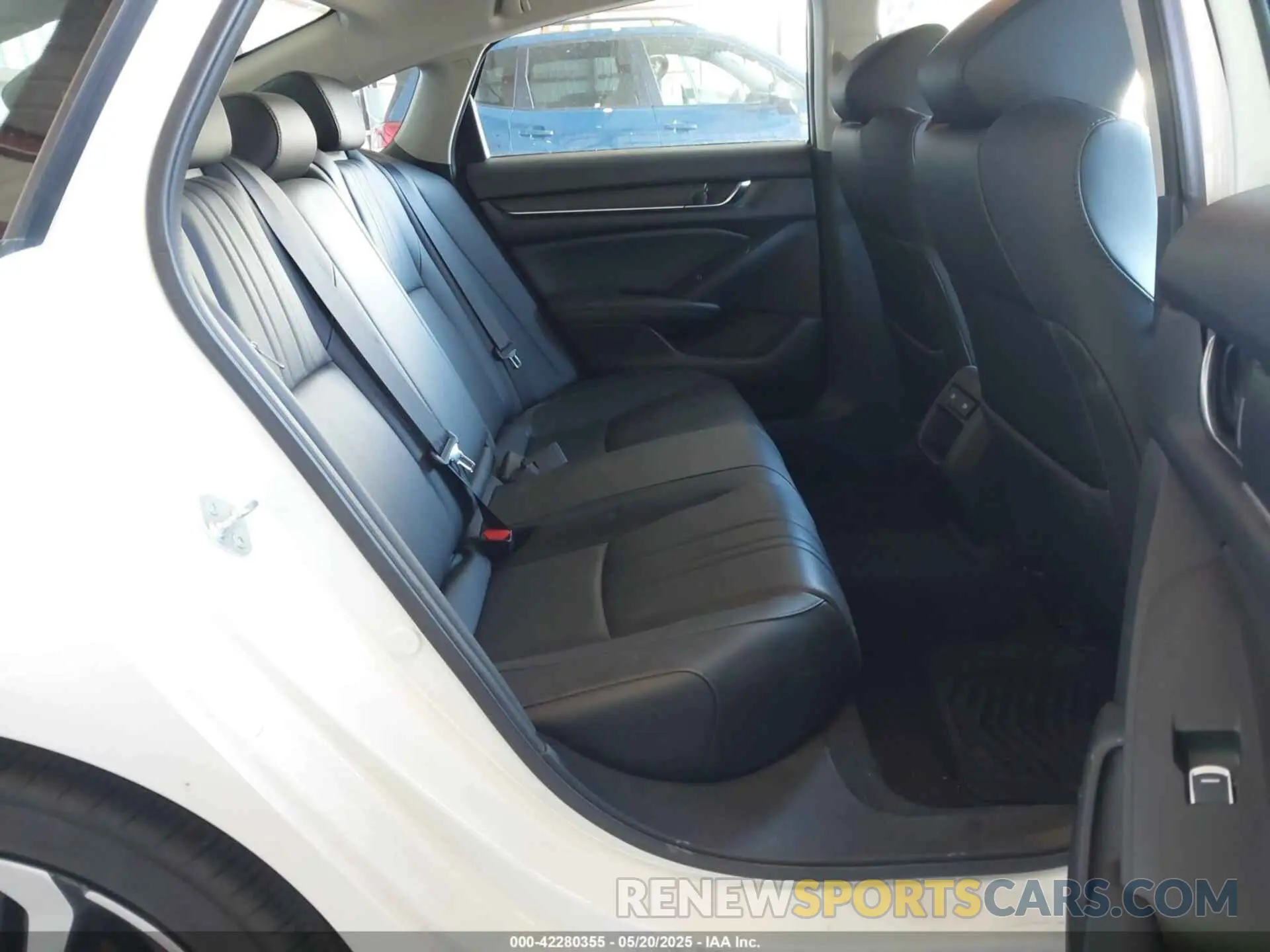 8 Photograph of a damaged car 1HGCV1F43MA011851 HONDA ACCORD 2021