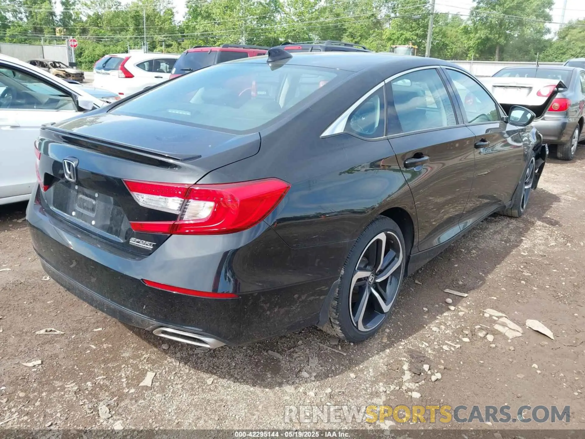 4 Photograph of a damaged car 1HGCV1F43MA057308 HONDA ACCORD 2021