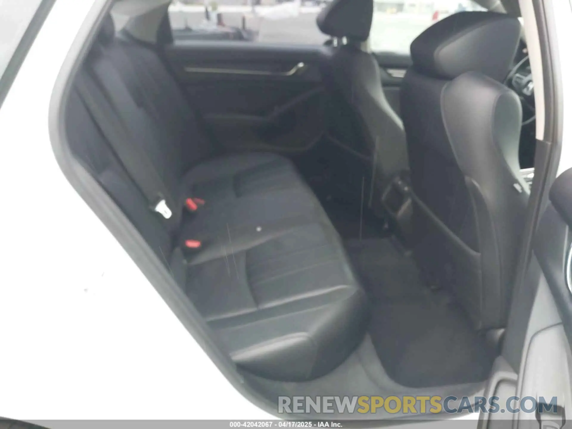 8 Photograph of a damaged car 1HGCV1F43MA066901 HONDA ACCORD 2021