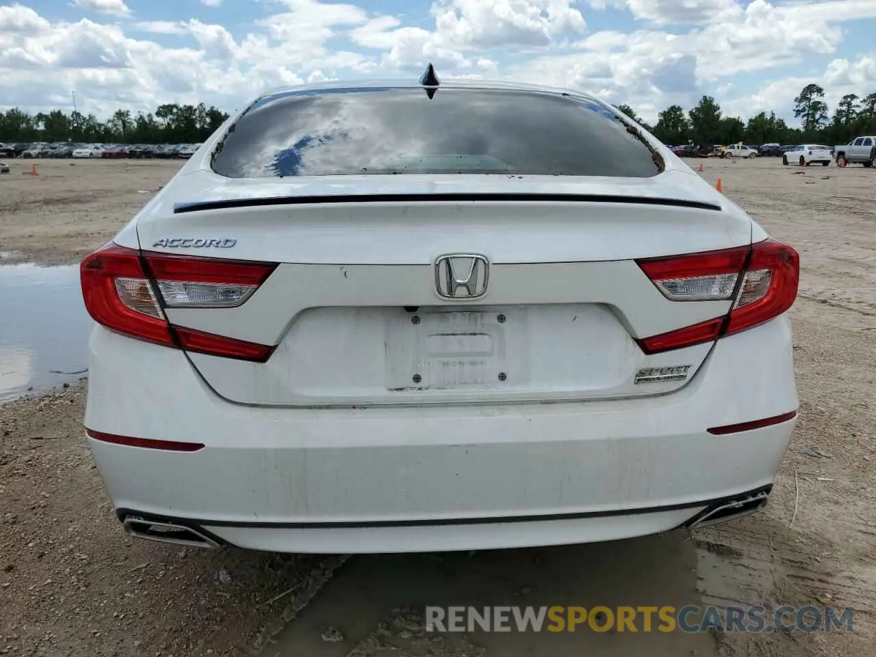 6 Photograph of a damaged car 1HGCV1F43MA121816 HONDA ACCORD 2021