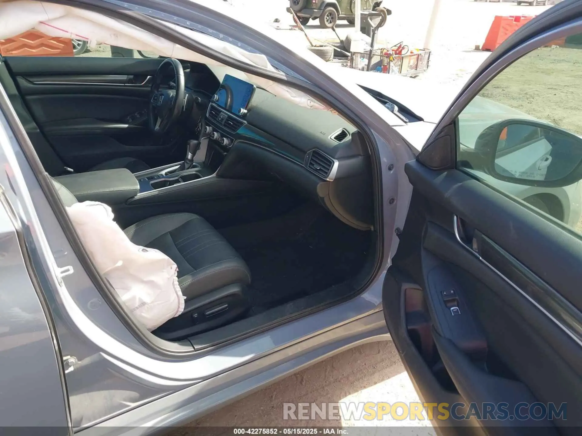 5 Photograph of a damaged car 1HGCV1F44MA023815 HONDA ACCORD 2021