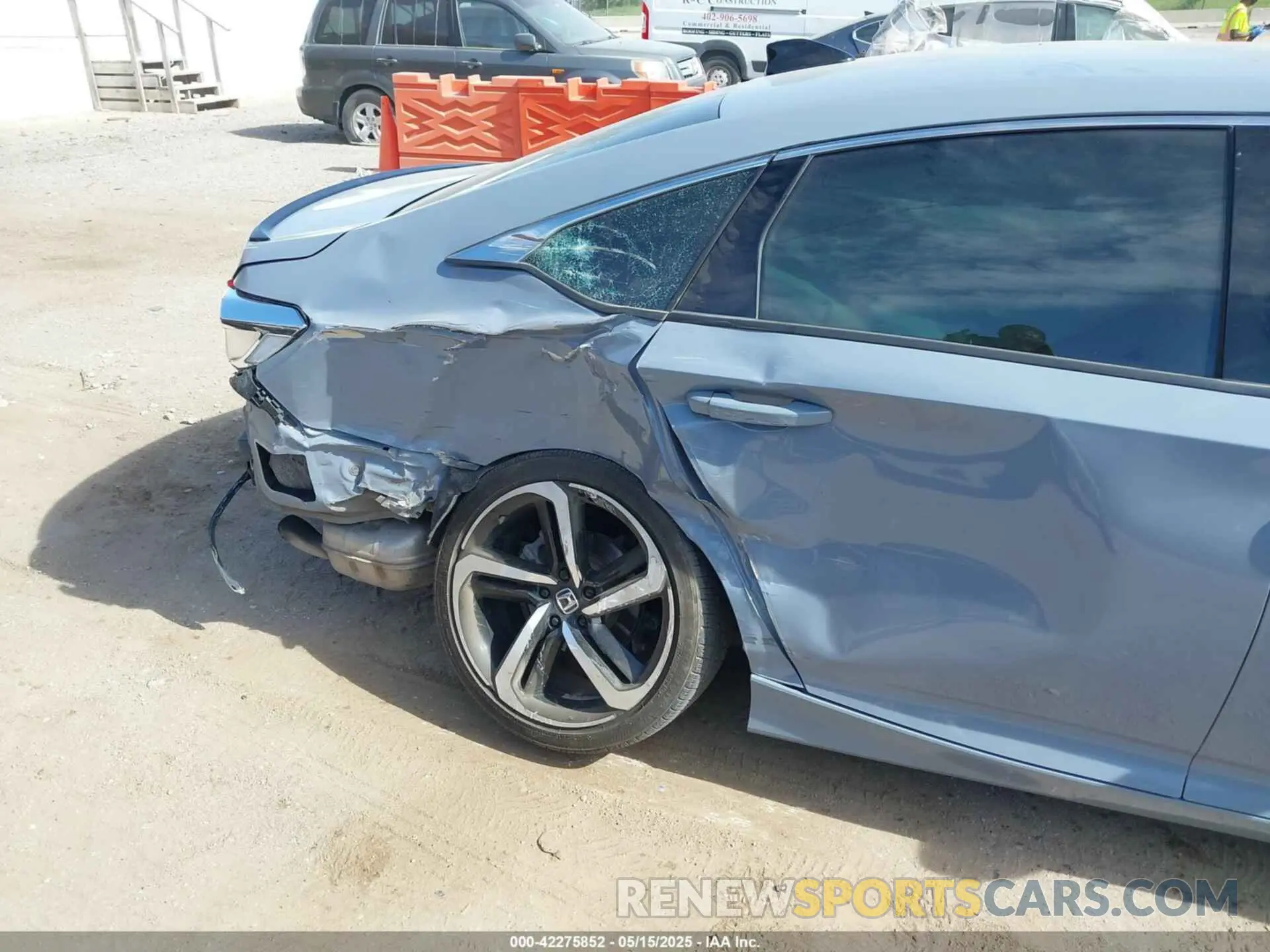 6 Photograph of a damaged car 1HGCV1F44MA023815 HONDA ACCORD 2021