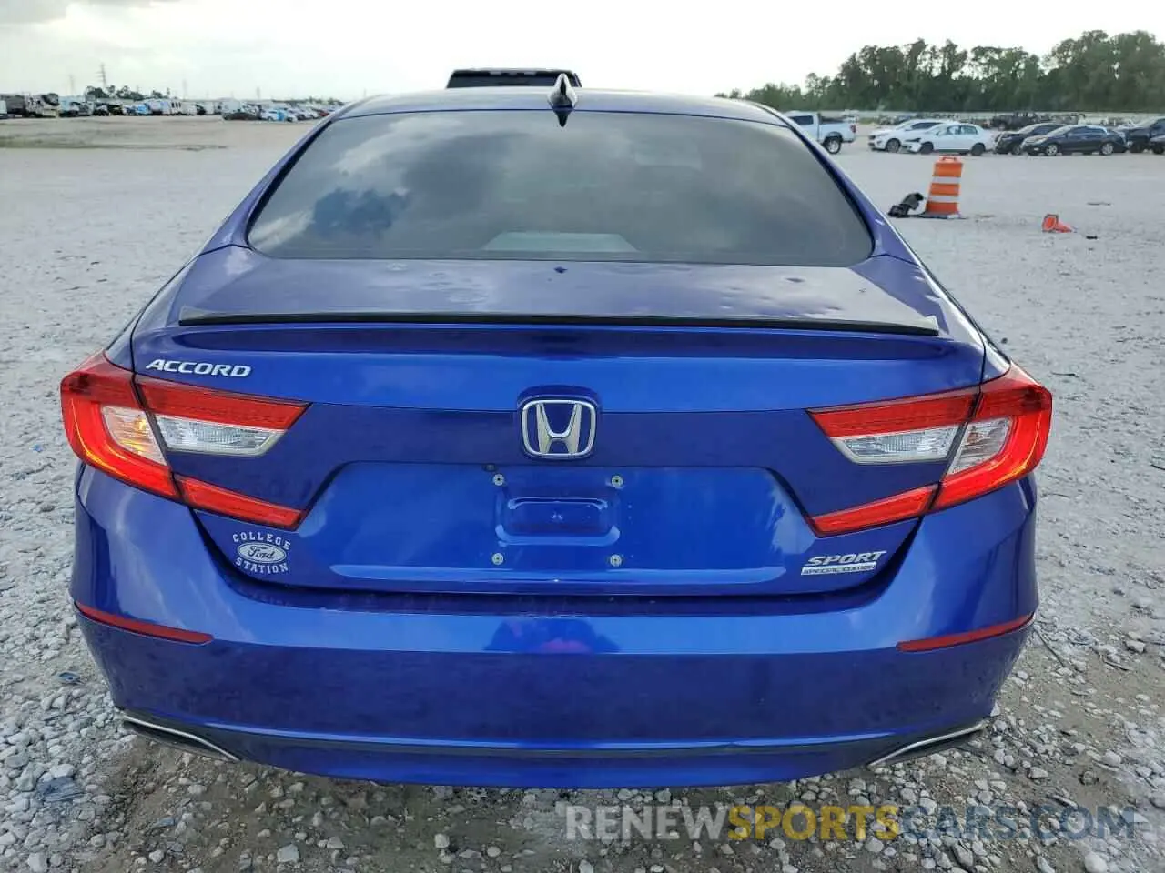 6 Photograph of a damaged car 1HGCV1F44MA069497 HONDA ACCORD 2021
