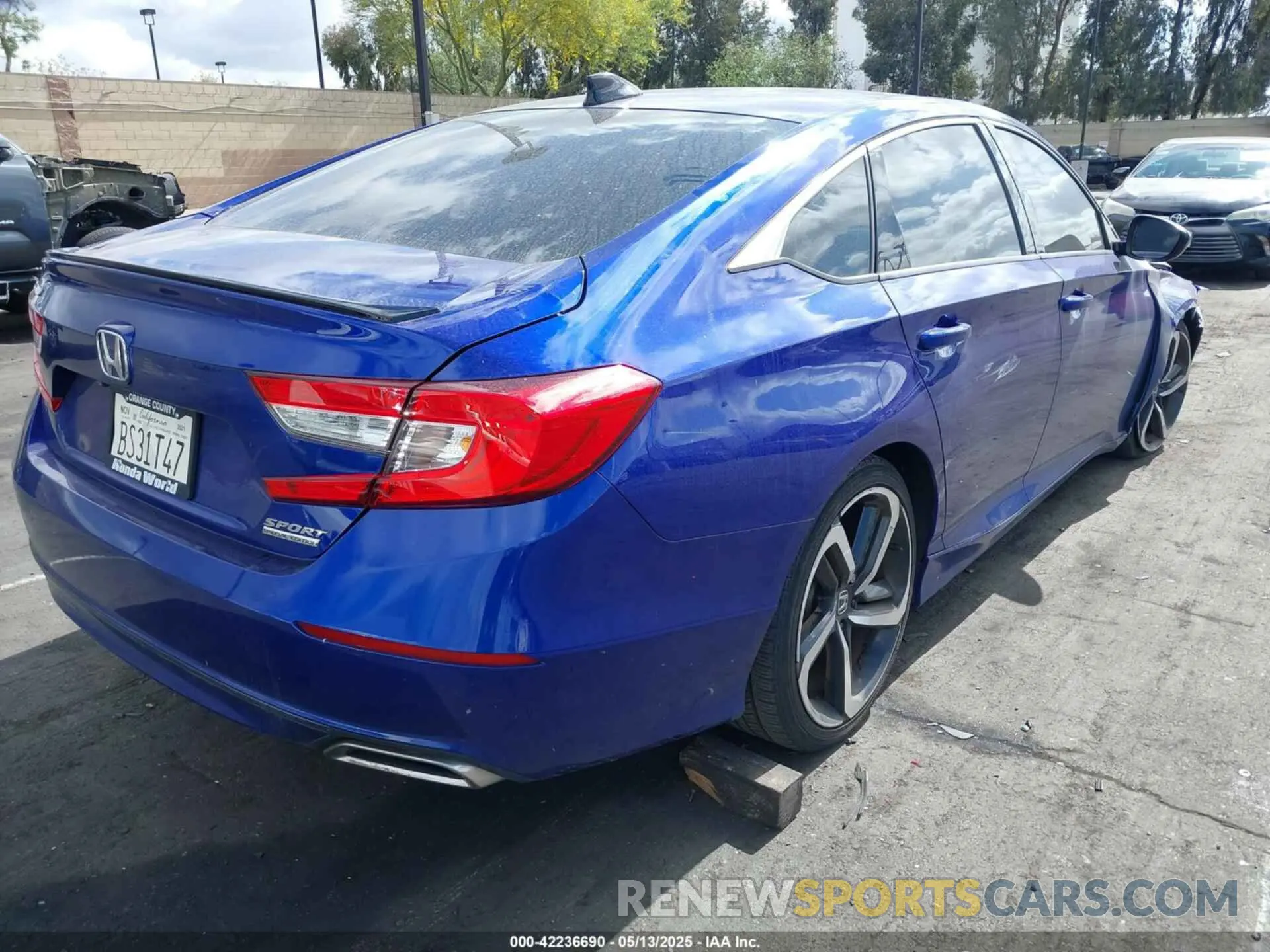4 Photograph of a damaged car 1HGCV1F44MA091127 HONDA ACCORD 2021