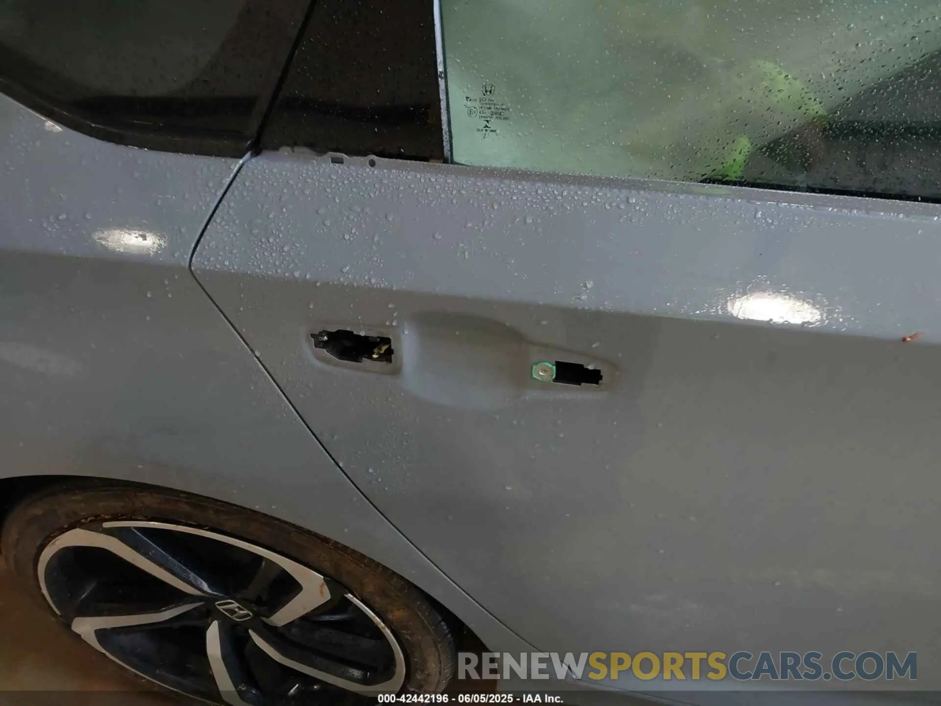 18 Photograph of a damaged car 1HGCV1F45MA079021 HONDA ACCORD 2021