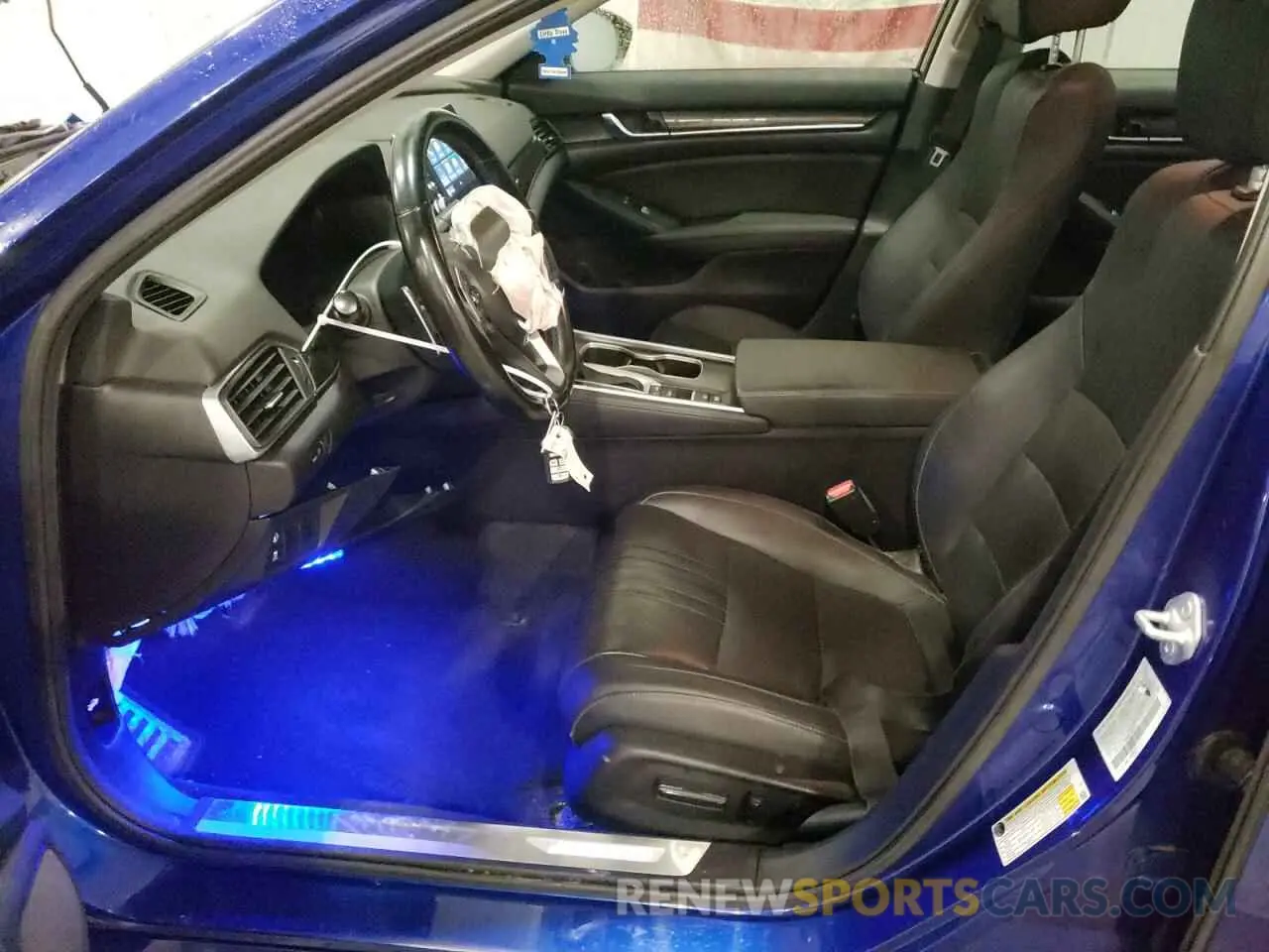 7 Photograph of a damaged car 1HGCV1F46MA010810 HONDA ACCORD 2021
