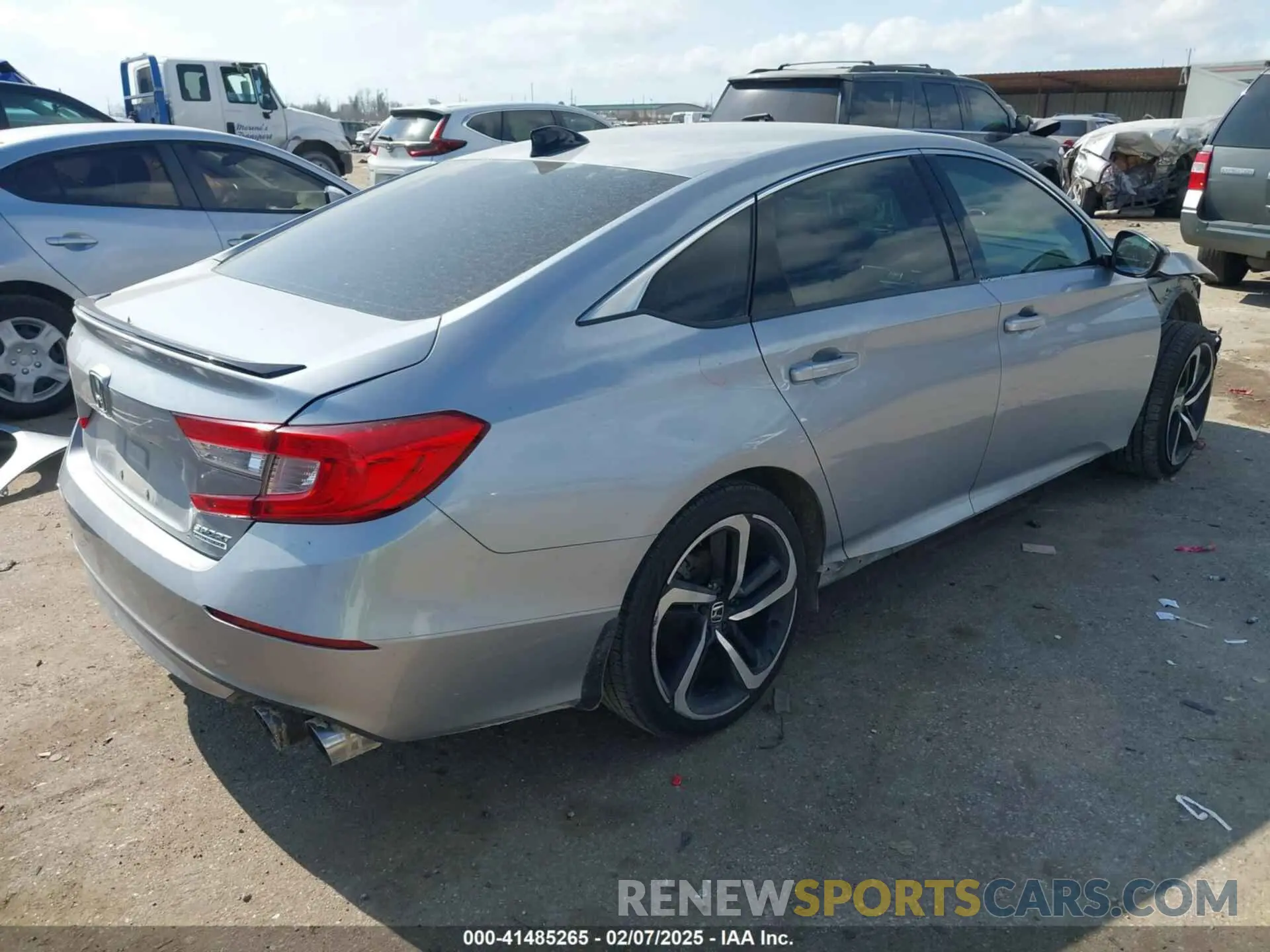 4 Photograph of a damaged car 1HGCV1F46MA055858 HONDA ACCORD 2021