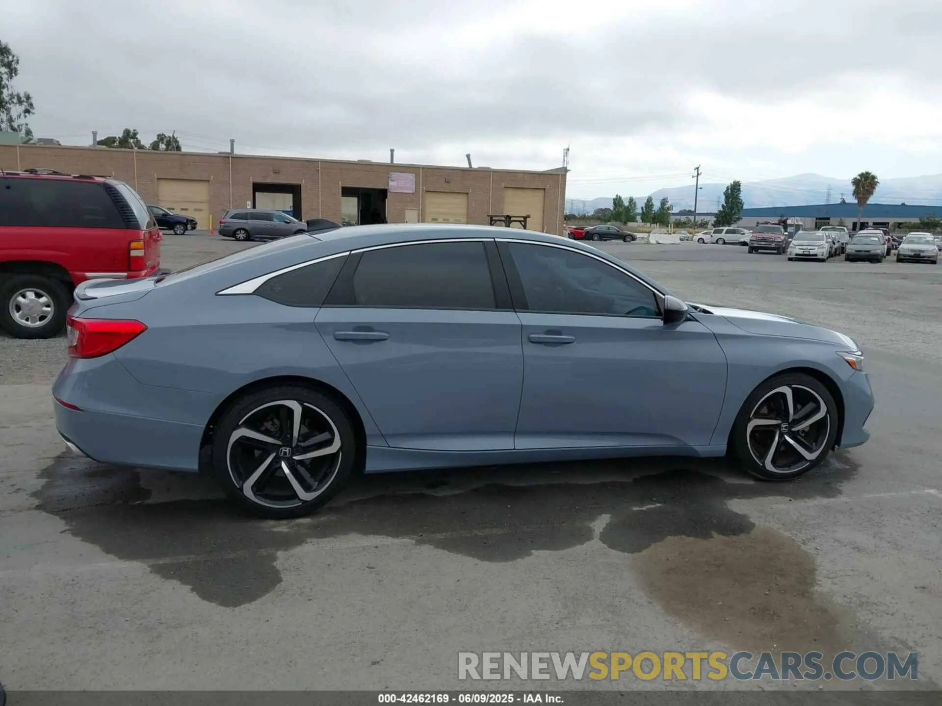 12 Photograph of a damaged car 1HGCV1F46MA088066 HONDA ACCORD 2021