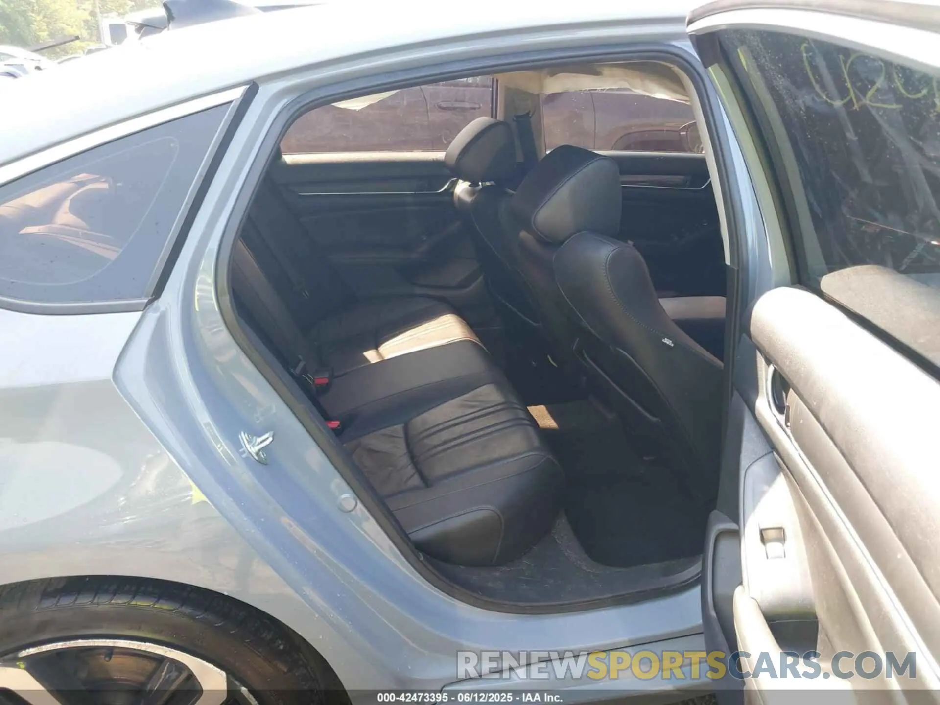 8 Photograph of a damaged car 1HGCV1F46MA118361 HONDA ACCORD 2021
