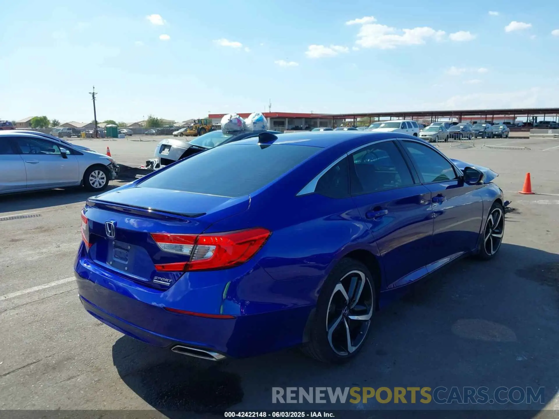 4 Photograph of a damaged car 1HGCV1F47MA001355 HONDA ACCORD 2021
