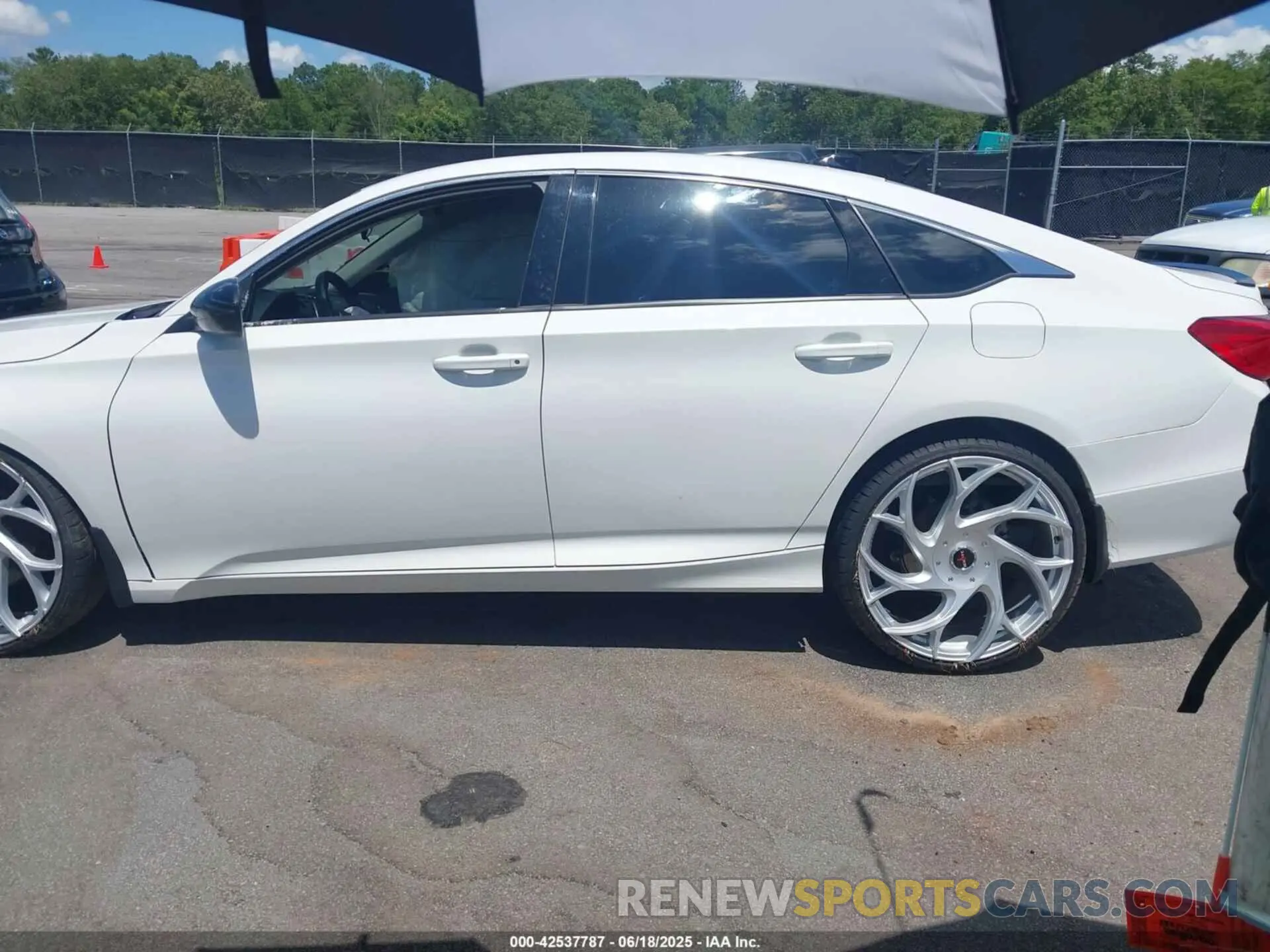 14 Photograph of a damaged car 1HGCV1F47MA011836 HONDA ACCORD 2021