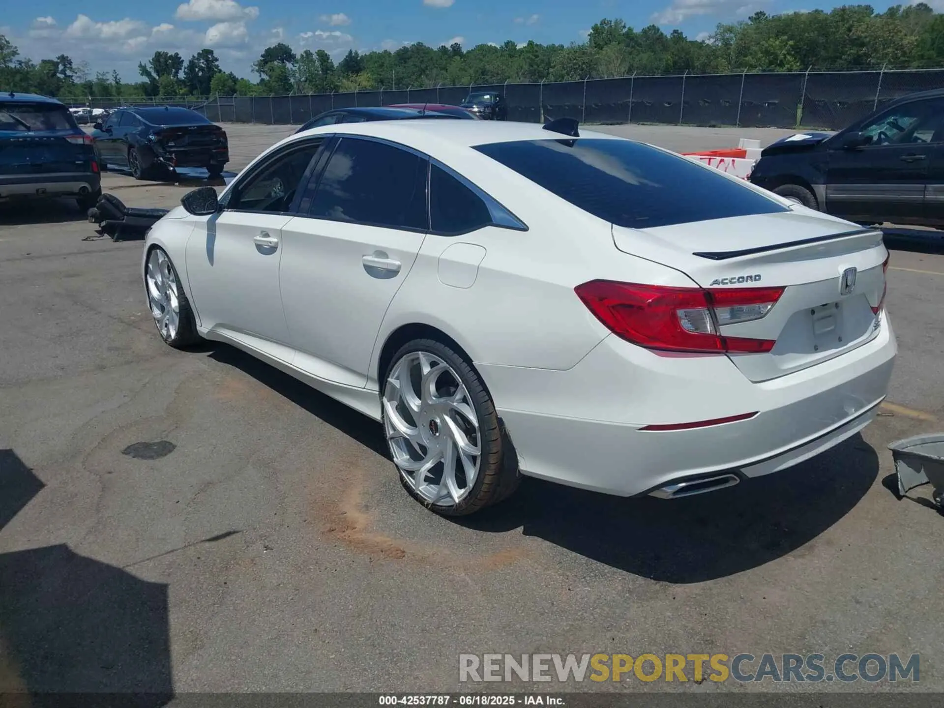 3 Photograph of a damaged car 1HGCV1F47MA011836 HONDA ACCORD 2021
