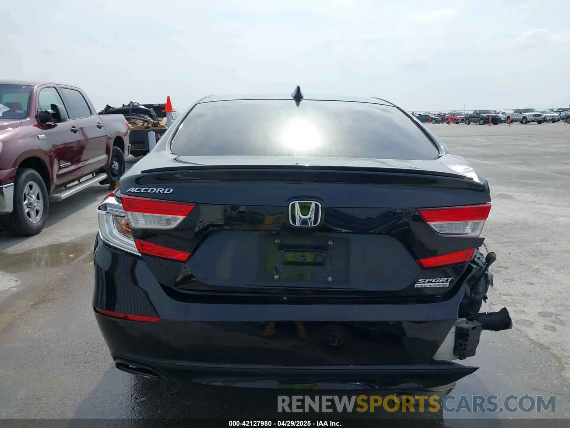 16 Photograph of a damaged car 1HGCV1F47MA052421 HONDA ACCORD 2021