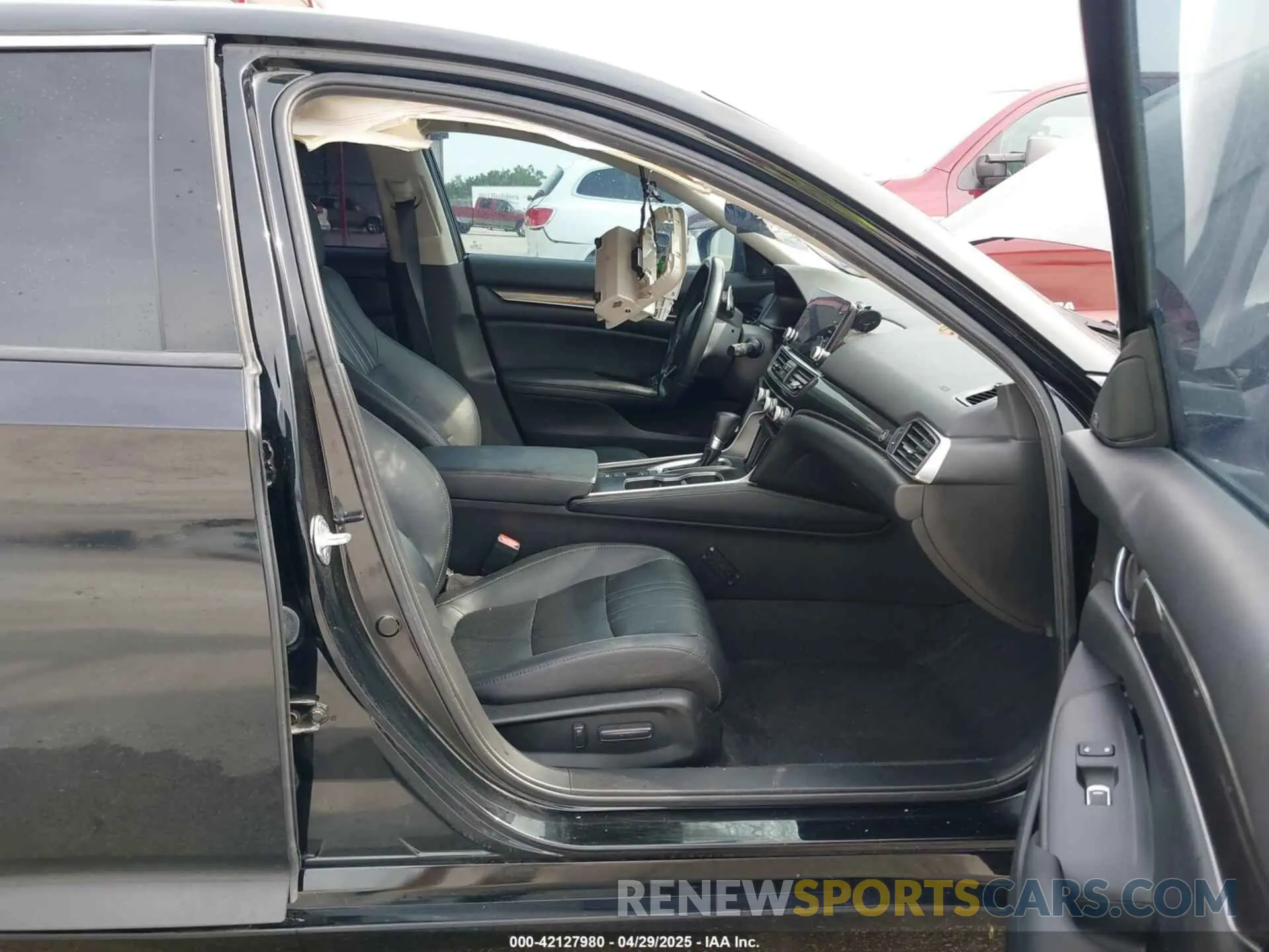 5 Photograph of a damaged car 1HGCV1F47MA052421 HONDA ACCORD 2021