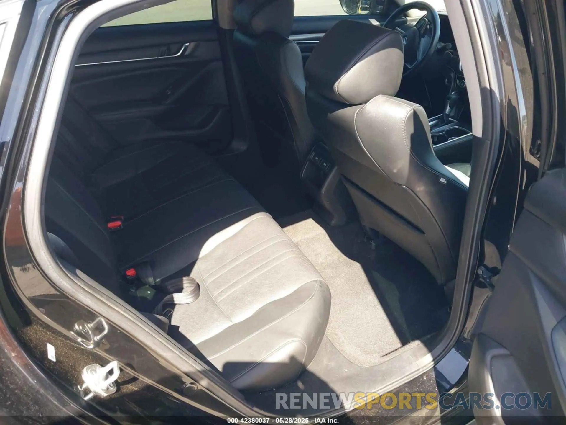8 Photograph of a damaged car 1HGCV1F47MA086536 HONDA ACCORD 2021