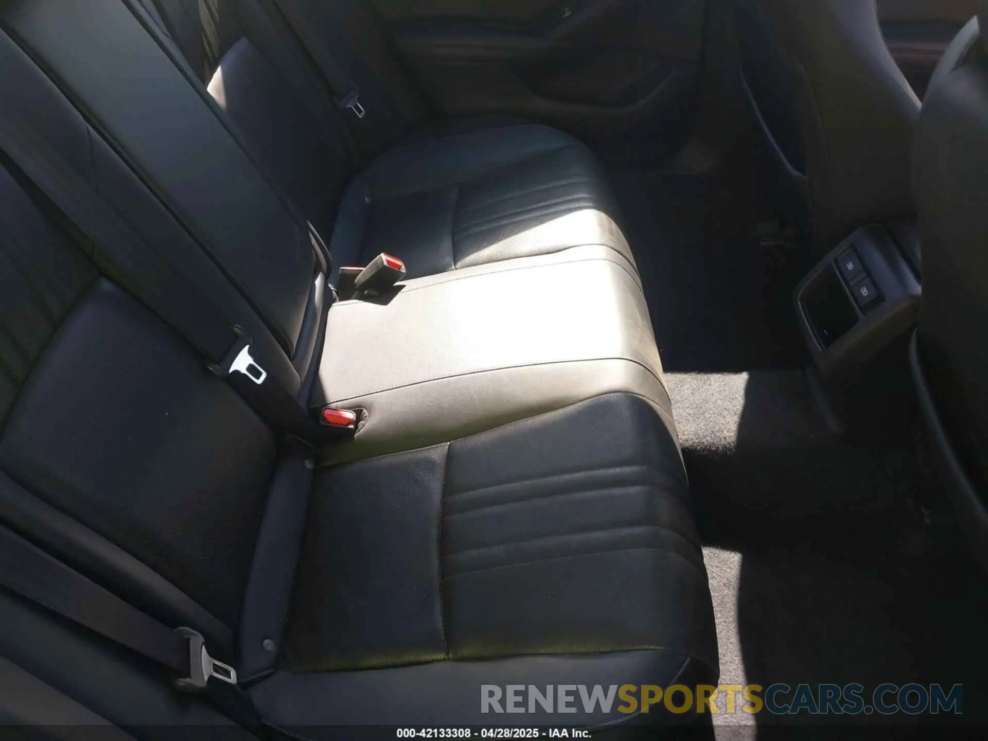 8 Photograph of a damaged car 1HGCV1F47MA120703 HONDA ACCORD 2021
