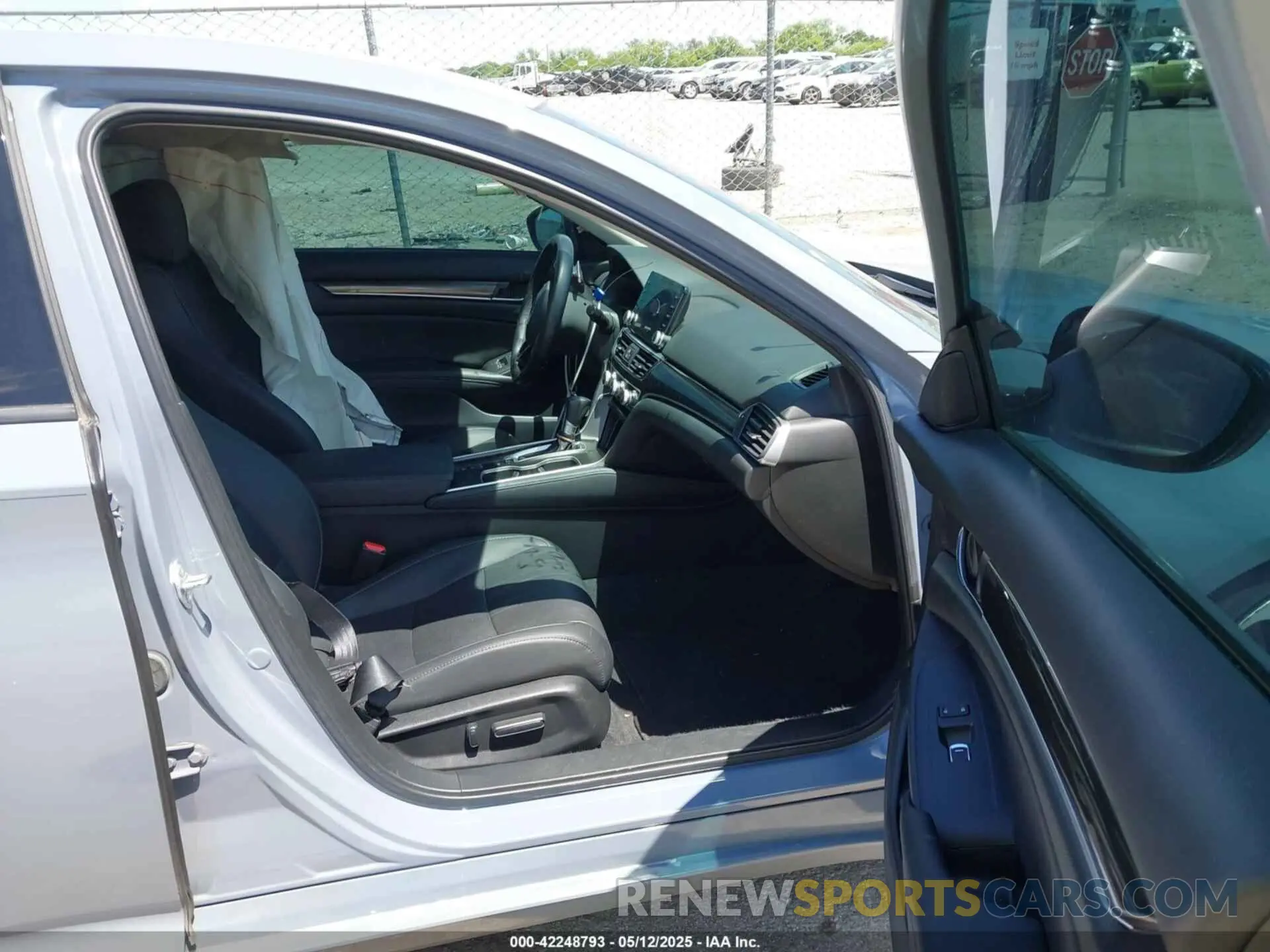 5 Photograph of a damaged car 1HGCV1F48MA009643 HONDA ACCORD 2021