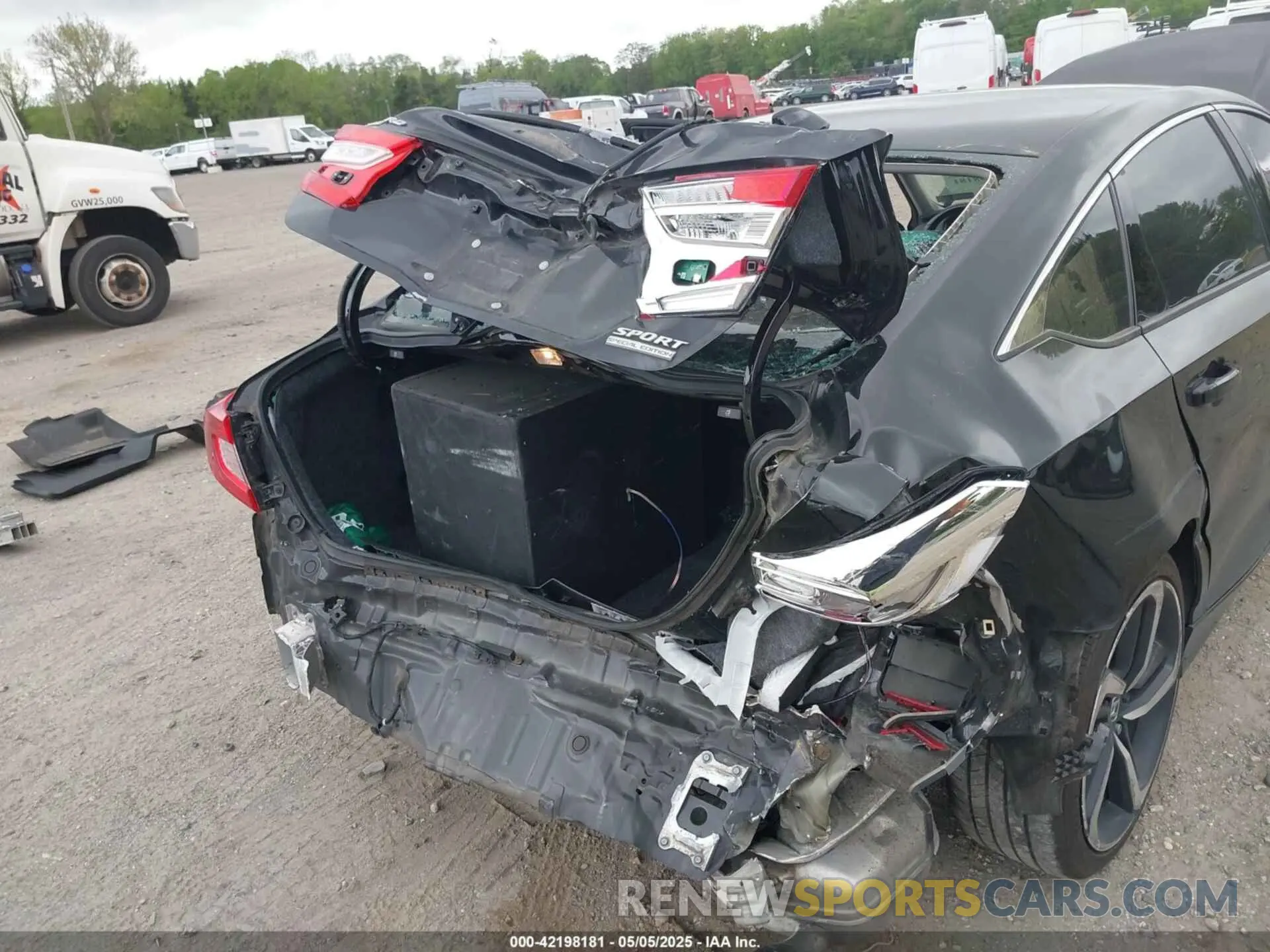 6 Photograph of a damaged car 1HGCV1F48MA043534 HONDA ACCORD 2021