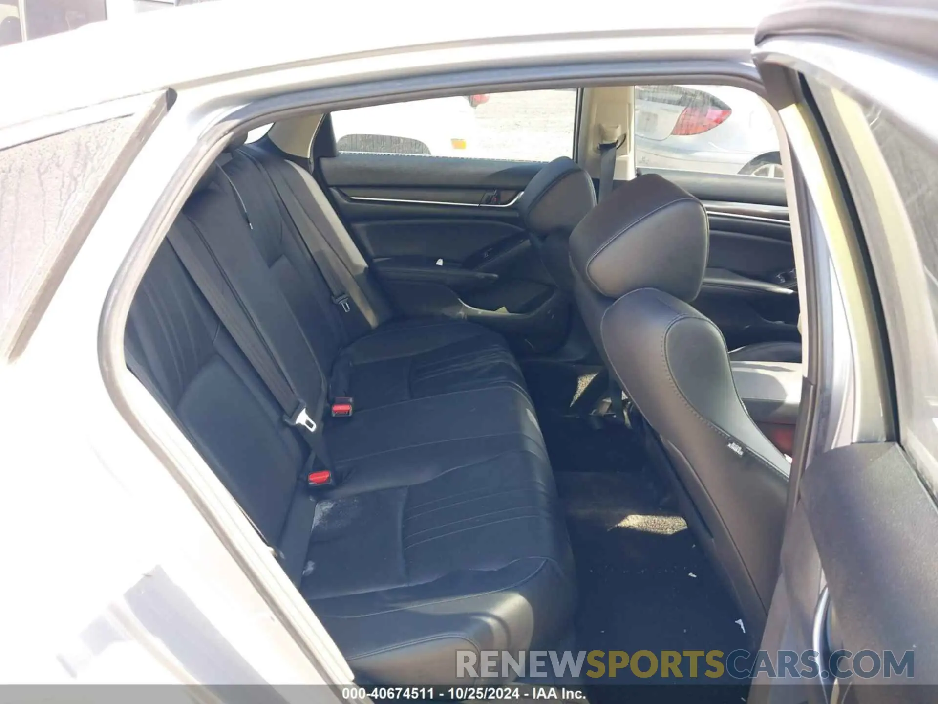 8 Photograph of a damaged car 1HGCV1F48MA043923 HONDA ACCORD 2021