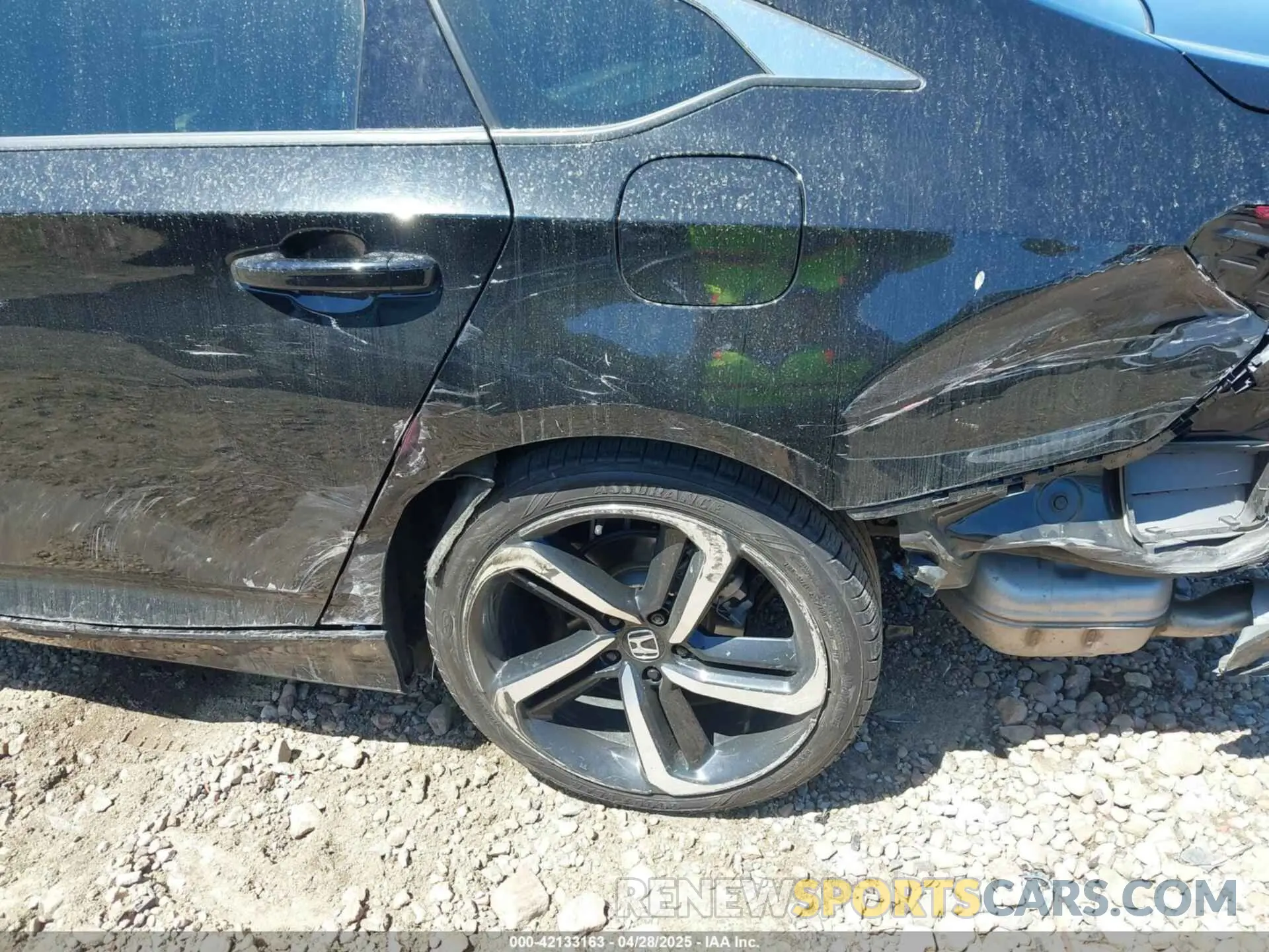 6 Photograph of a damaged car 1HGCV1F49MA043168 HONDA ACCORD 2021