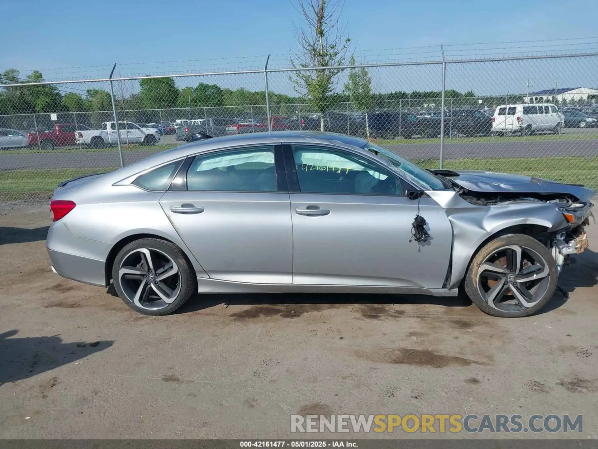 12 Photograph of a damaged car 1HGCV1F4XMA025858 HONDA ACCORD 2021