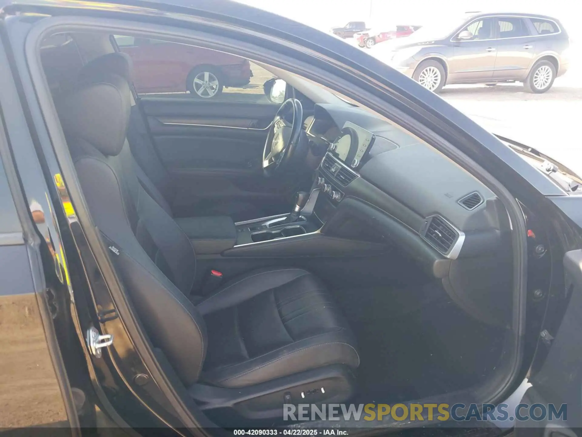 5 Photograph of a damaged car 1HGCV1F50MA060644 HONDA ACCORD 2021