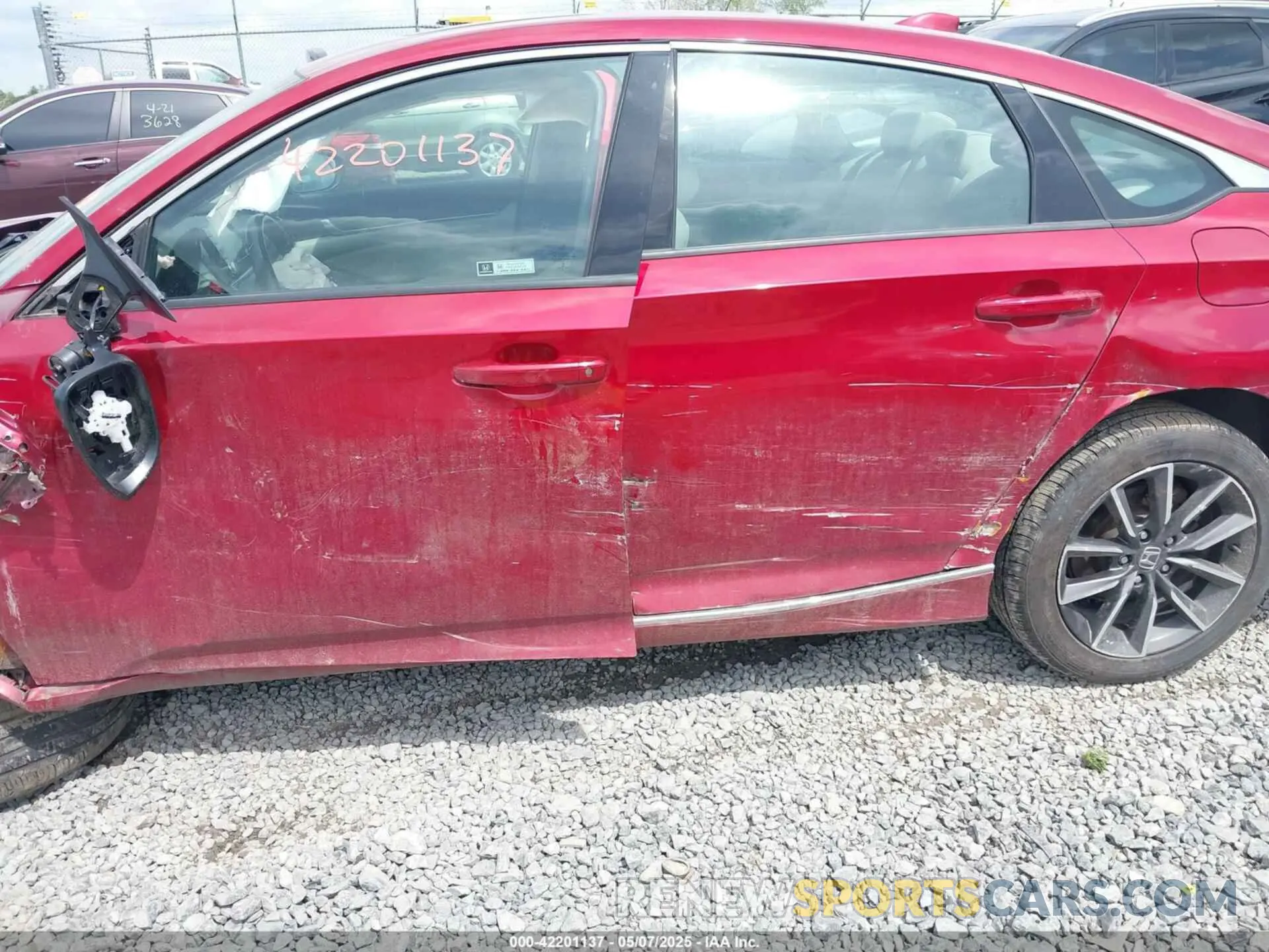 17 Photograph of a damaged car 1HGCV1F52MA094827 HONDA ACCORD 2021
