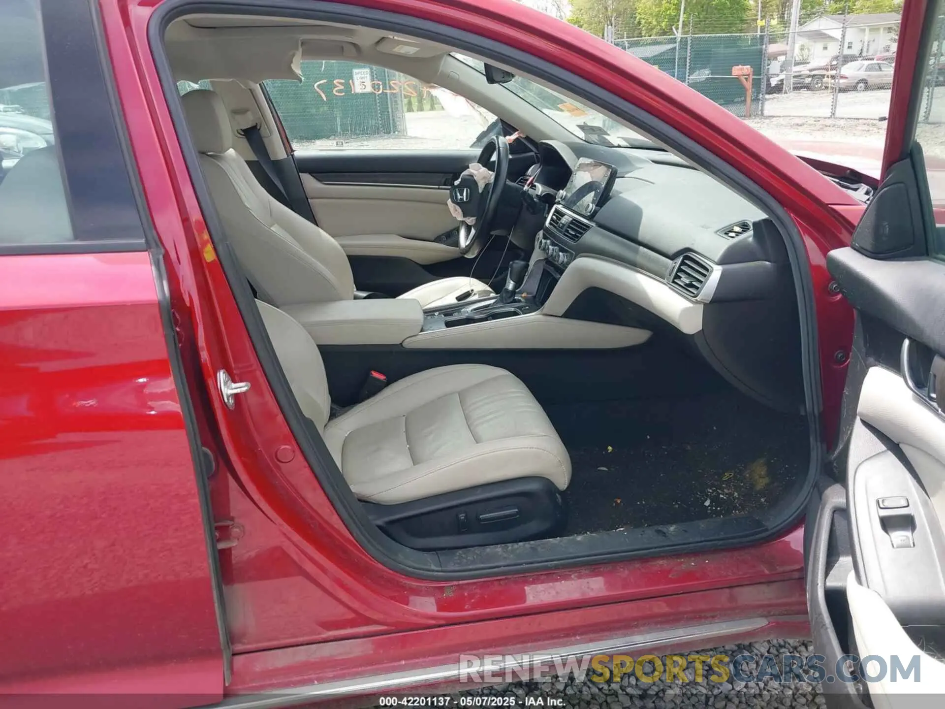 5 Photograph of a damaged car 1HGCV1F52MA094827 HONDA ACCORD 2021