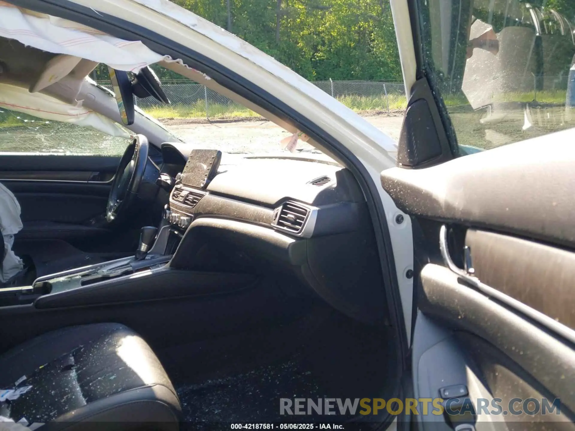 5 Photograph of a damaged car 1HGCV1F53MA022776 HONDA ACCORD 2021