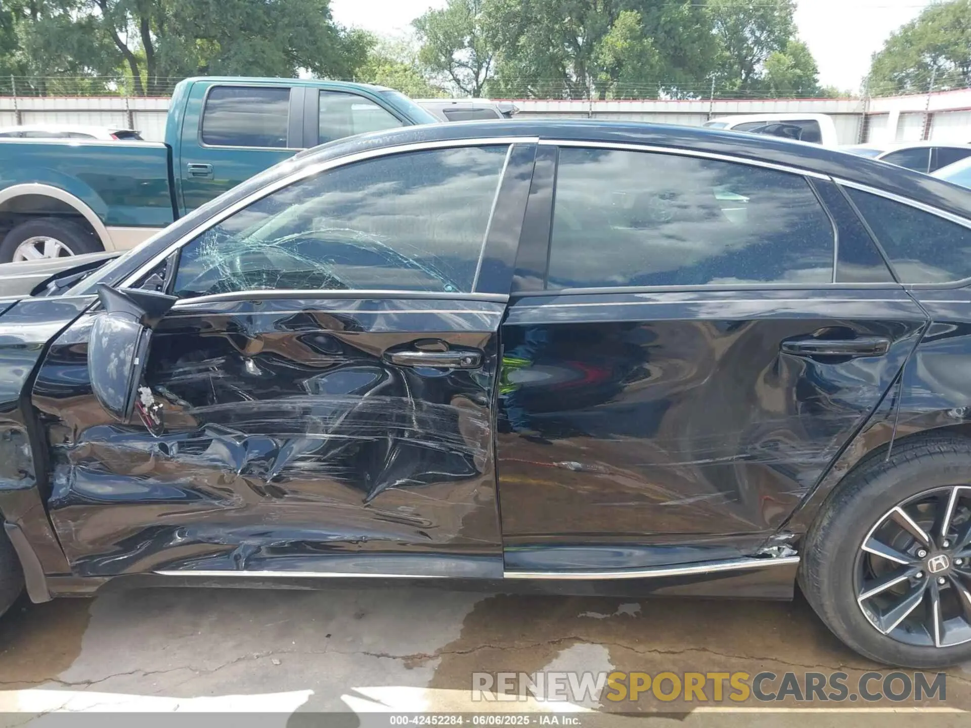 14 Photograph of a damaged car 1HGCV1F54MA002326 HONDA ACCORD 2021