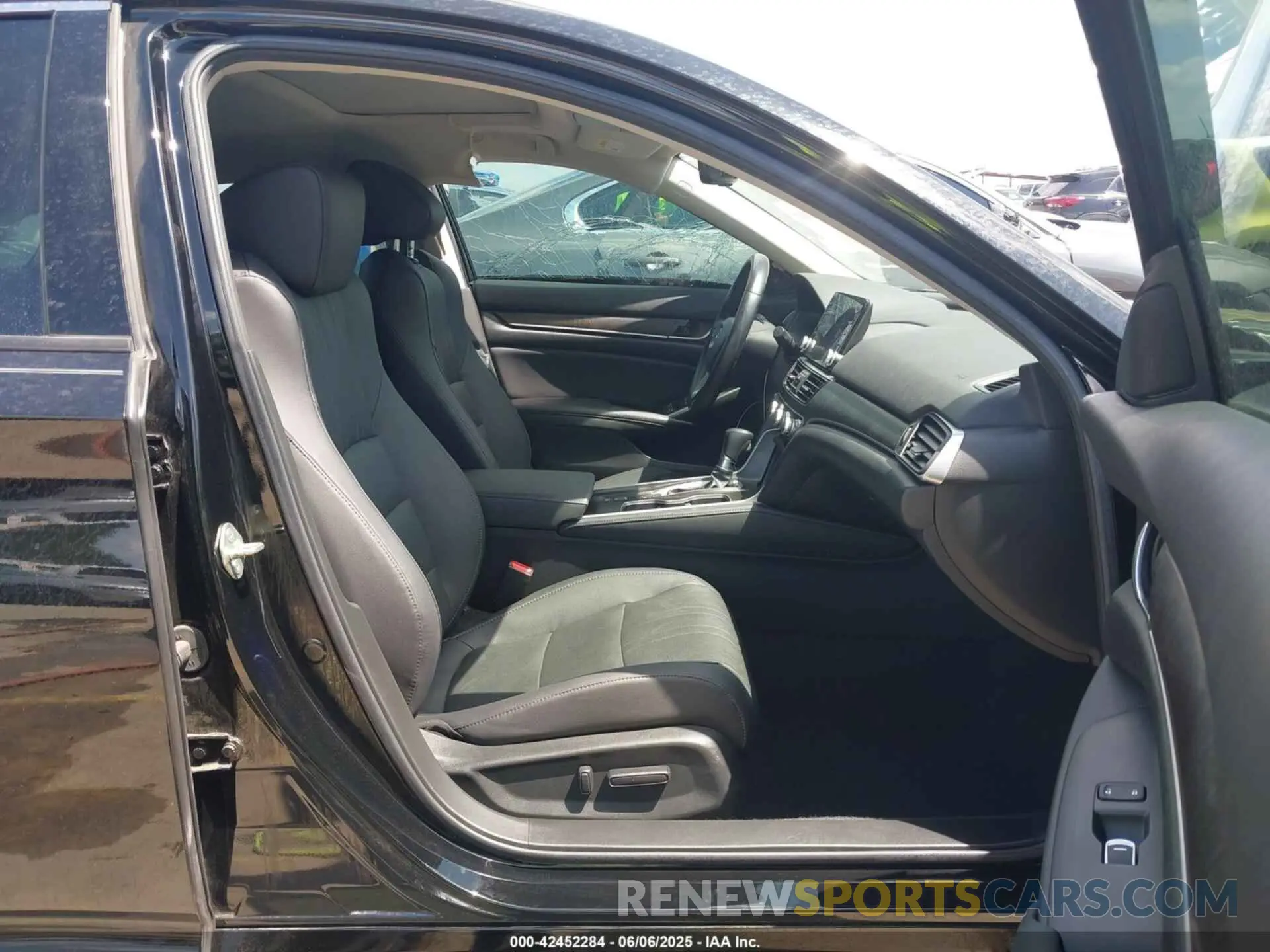 5 Photograph of a damaged car 1HGCV1F54MA002326 HONDA ACCORD 2021