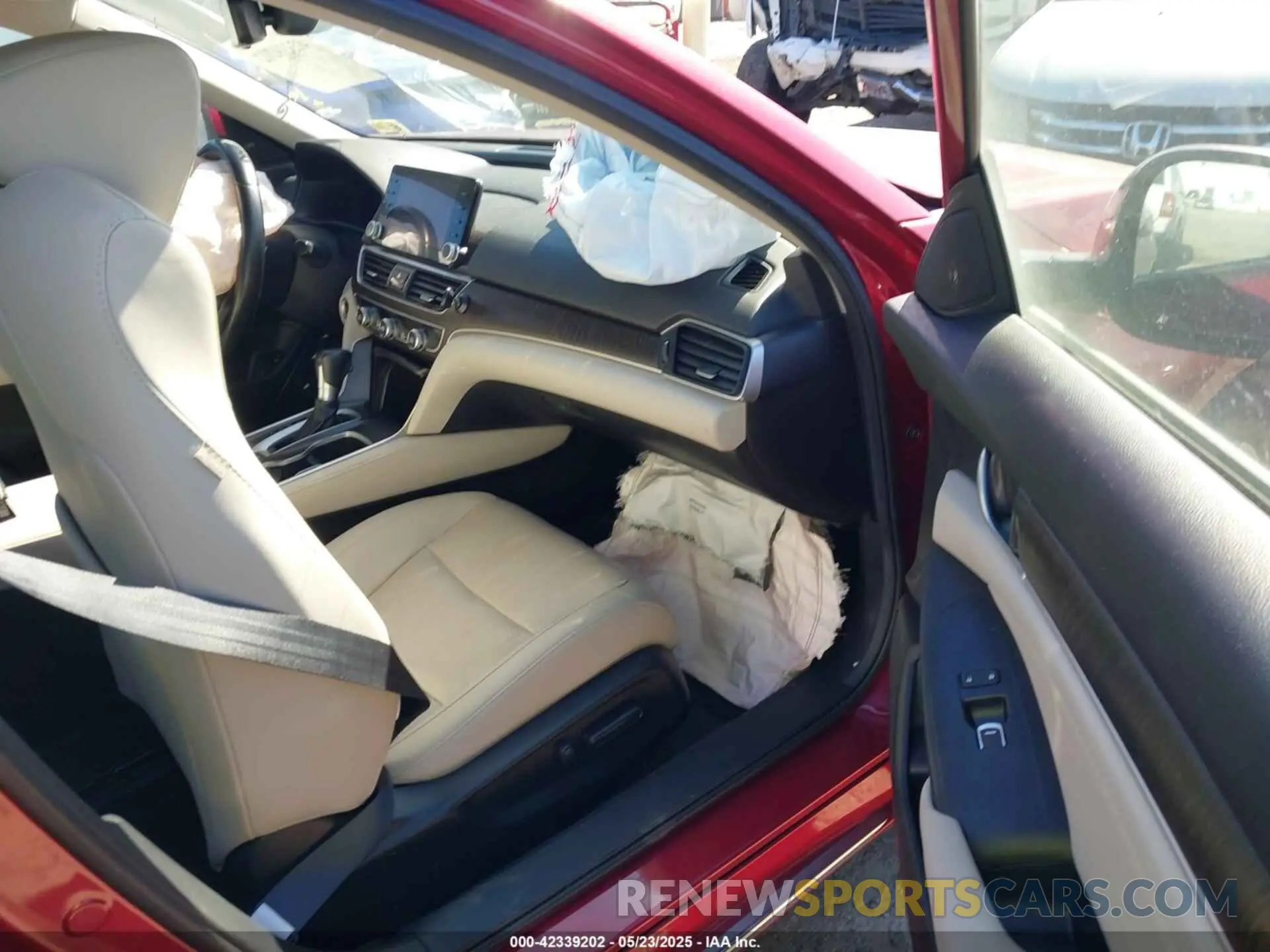 5 Photograph of a damaged car 1HGCV1F54MA021667 HONDA ACCORD 2021