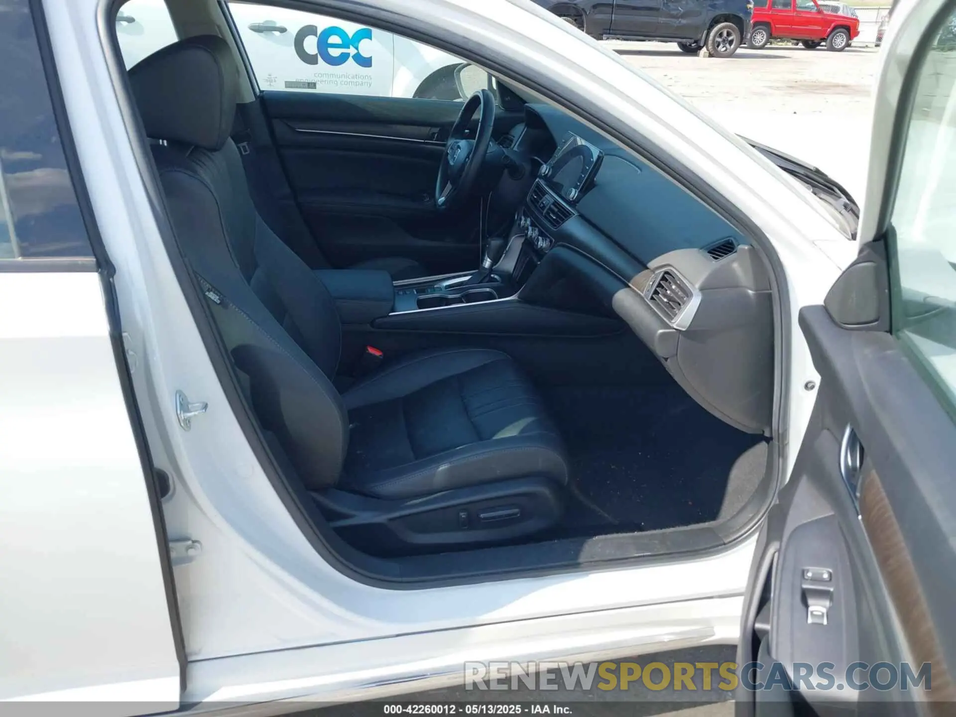 5 Photograph of a damaged car 1HGCV1F54MA085174 HONDA ACCORD 2021