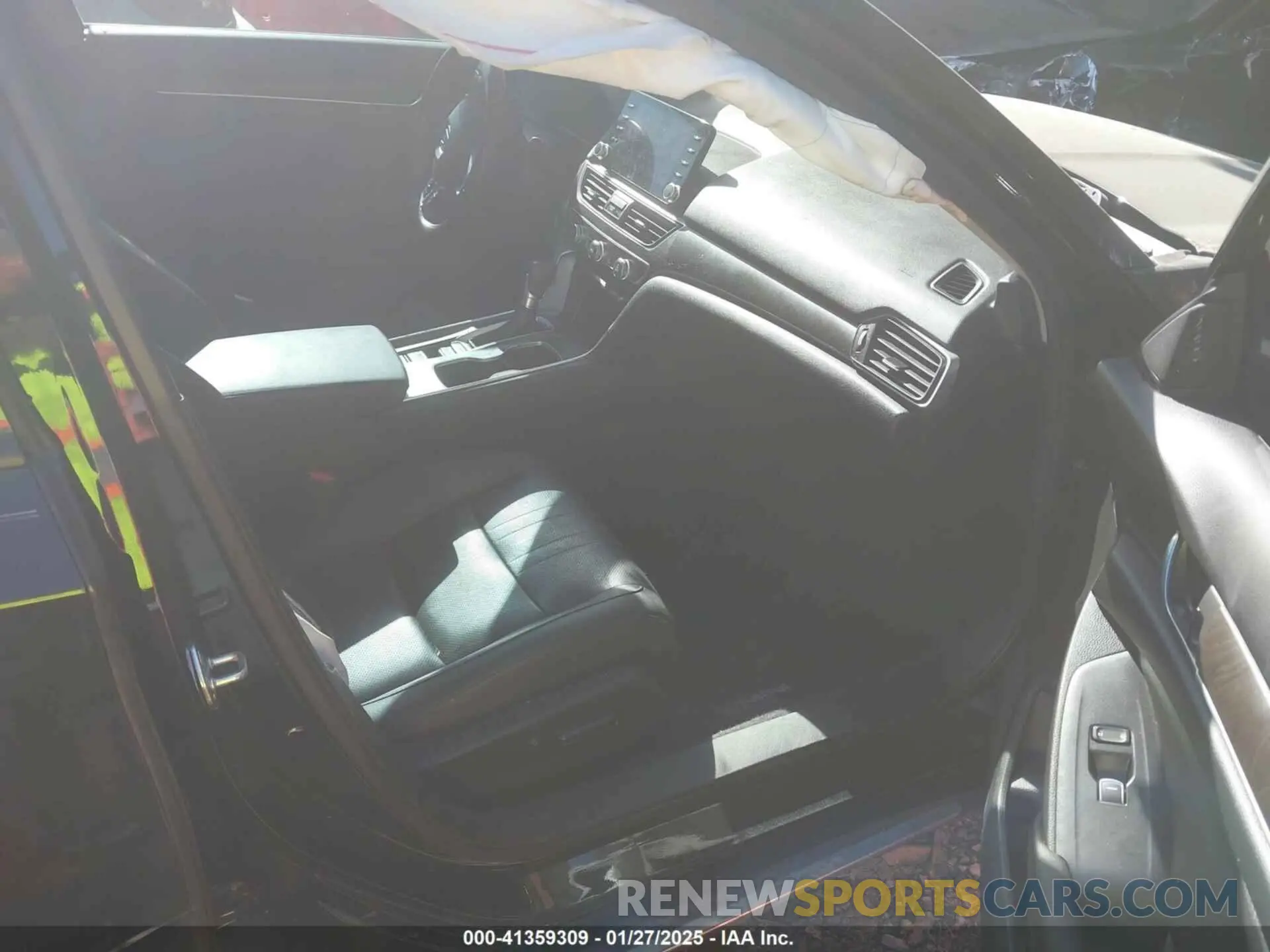 5 Photograph of a damaged car 1HGCV1F56MA050457 HONDA ACCORD 2021