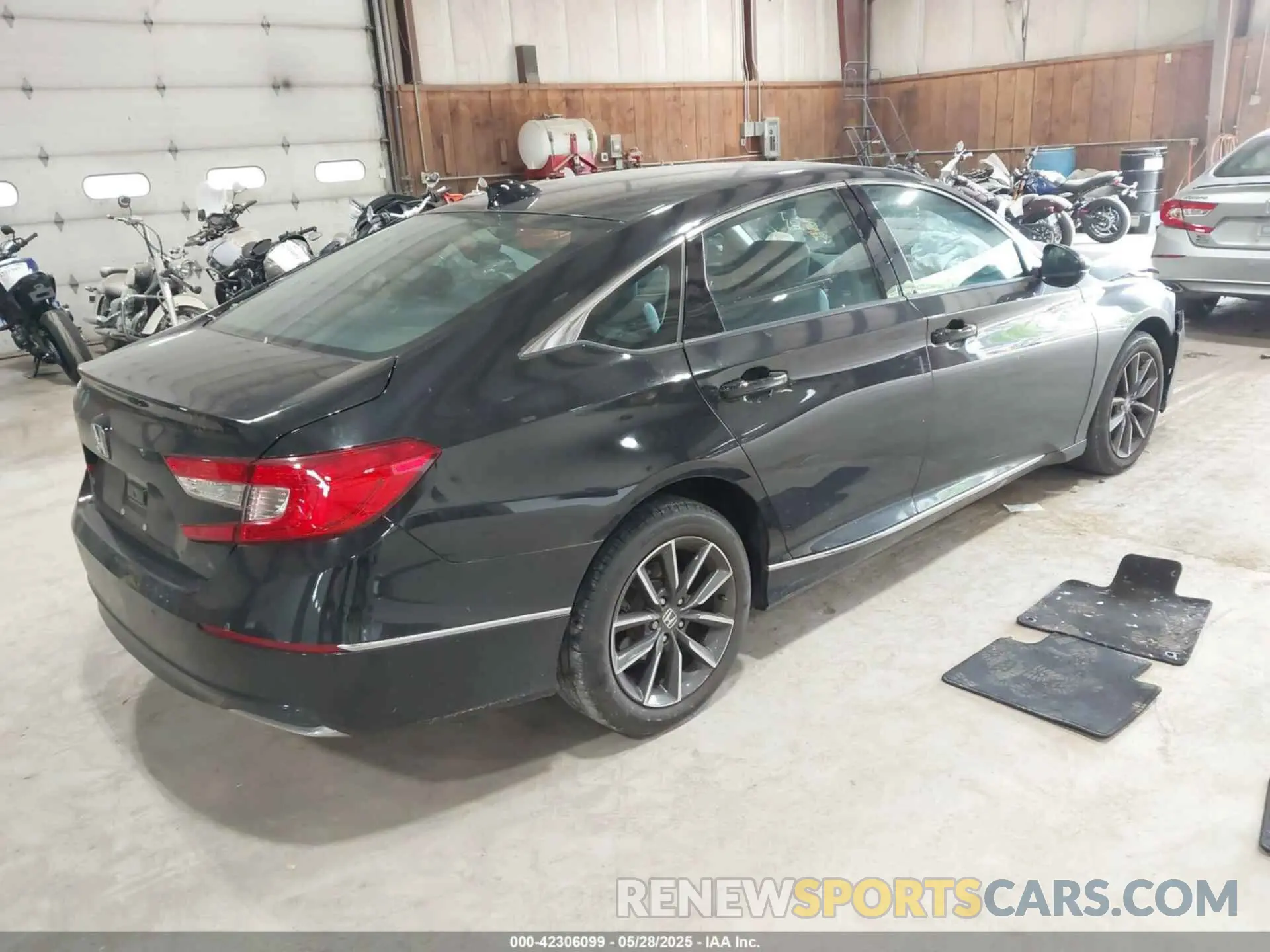 4 Photograph of a damaged car 1HGCV1F59MA076891 HONDA ACCORD 2021