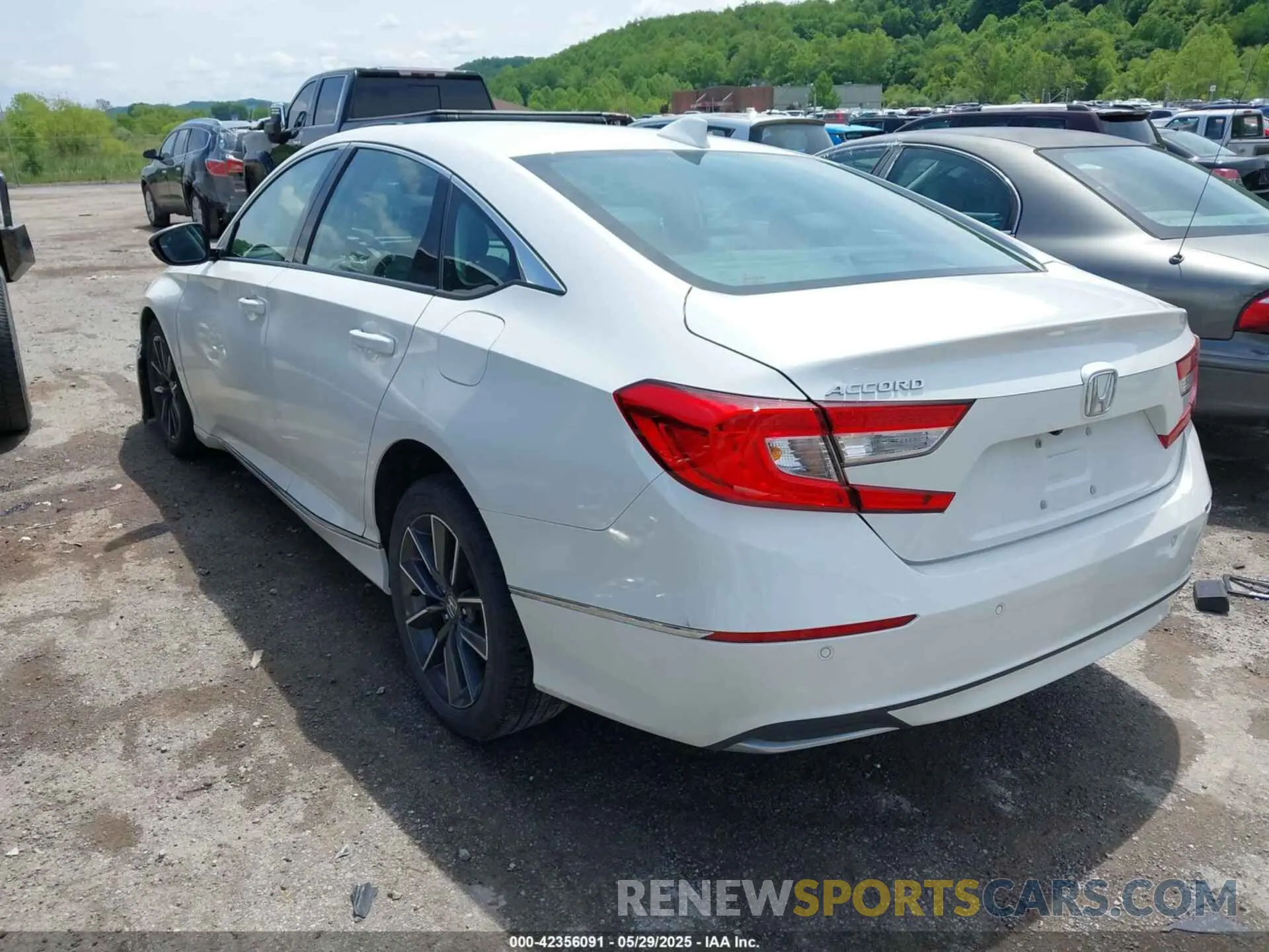 3 Photograph of a damaged car 1HGCV1F5XMA009037 HONDA ACCORD 2021