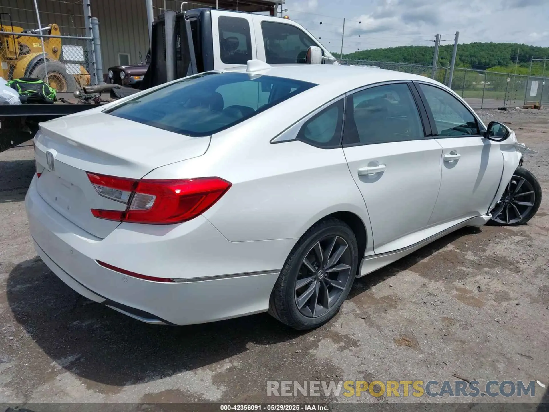 4 Photograph of a damaged car 1HGCV1F5XMA009037 HONDA ACCORD 2021