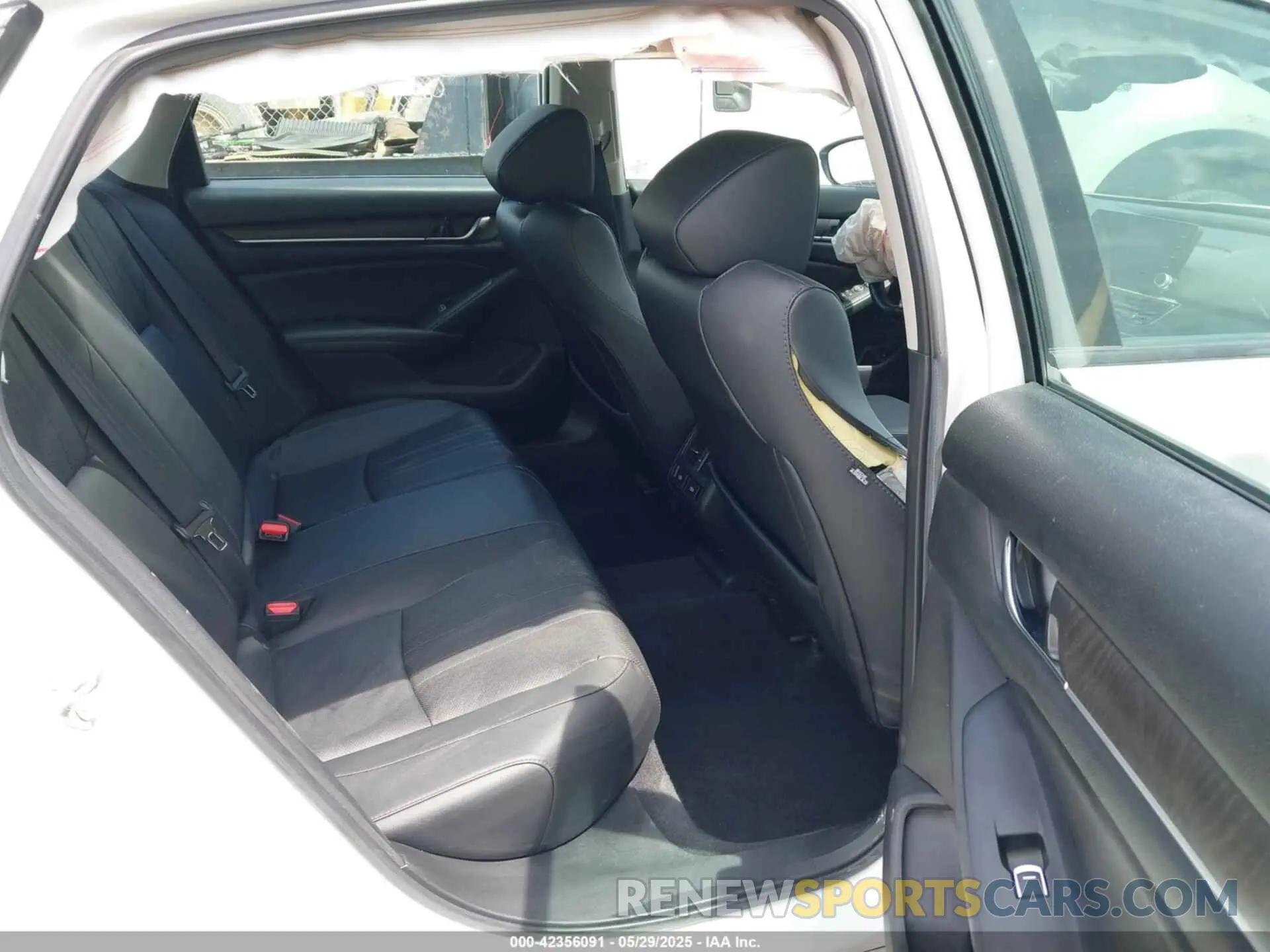 8 Photograph of a damaged car 1HGCV1F5XMA009037 HONDA ACCORD 2021