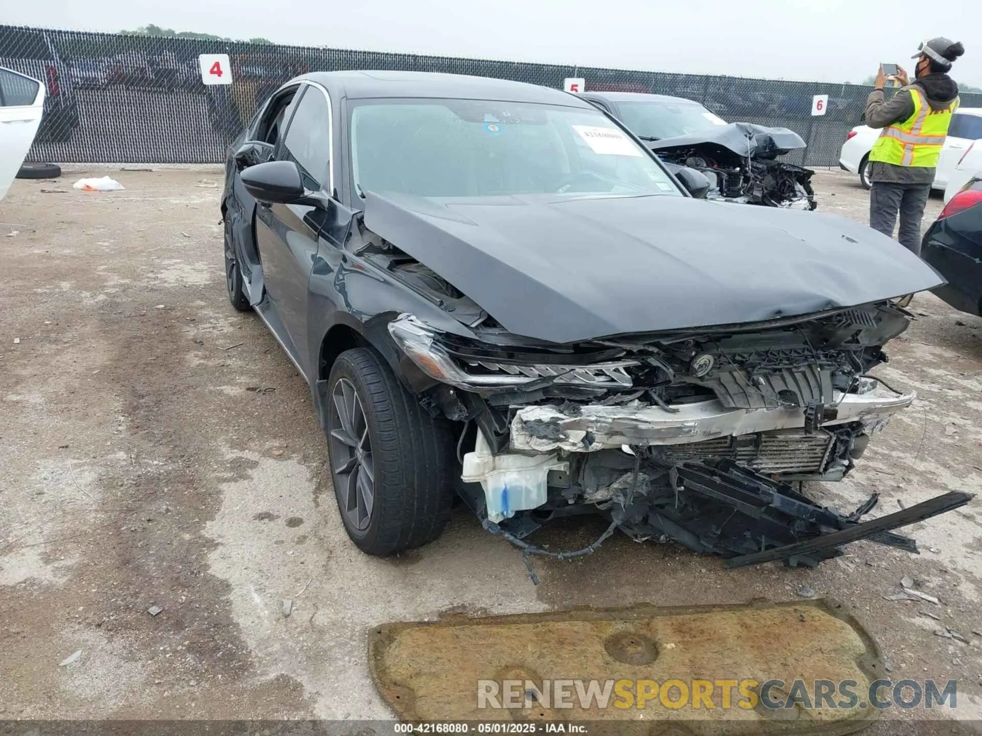 1 Photograph of a damaged car 1HGCV1F5XMA065883 HONDA ACCORD 2021
