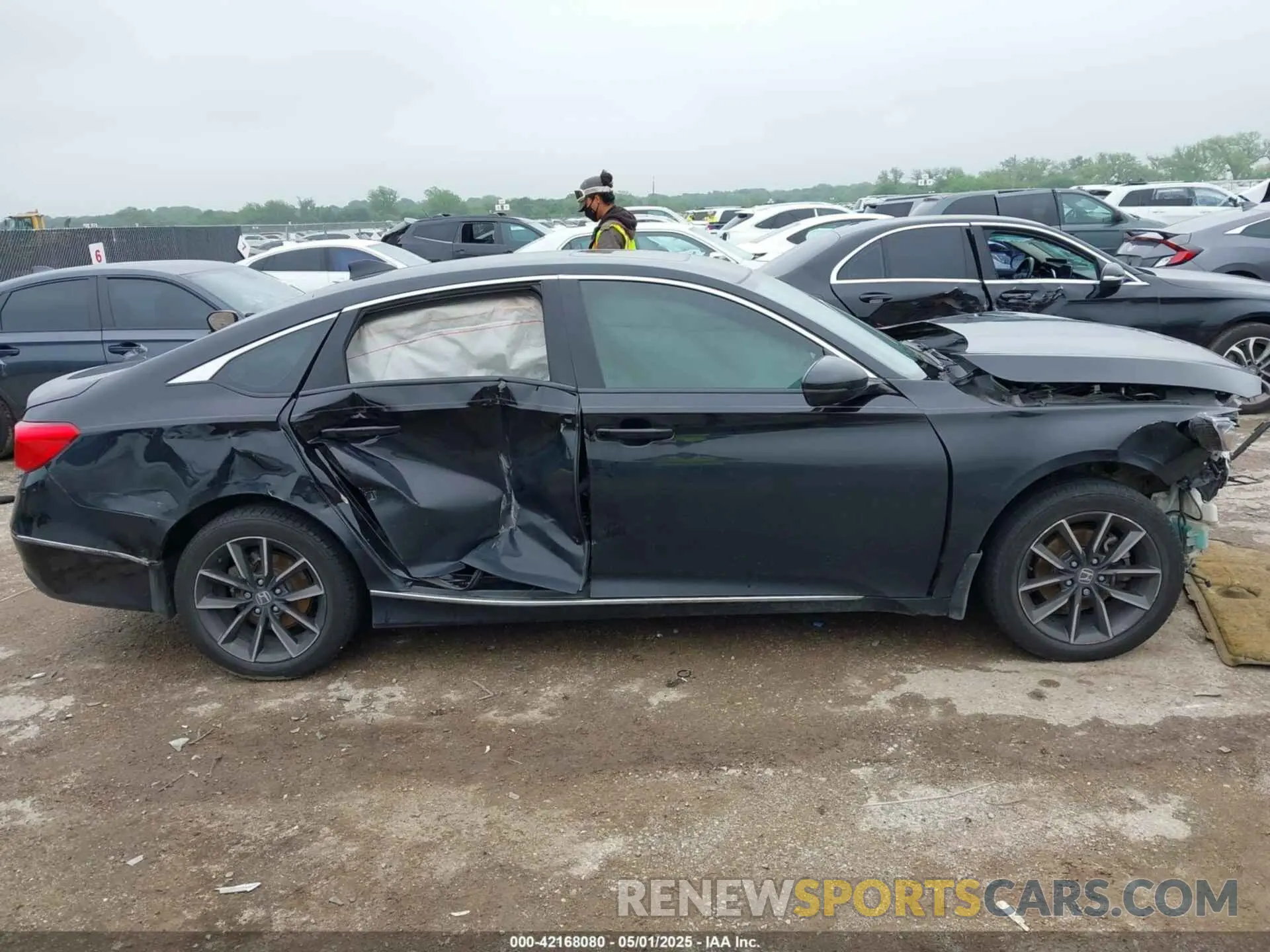 12 Photograph of a damaged car 1HGCV1F5XMA065883 HONDA ACCORD 2021