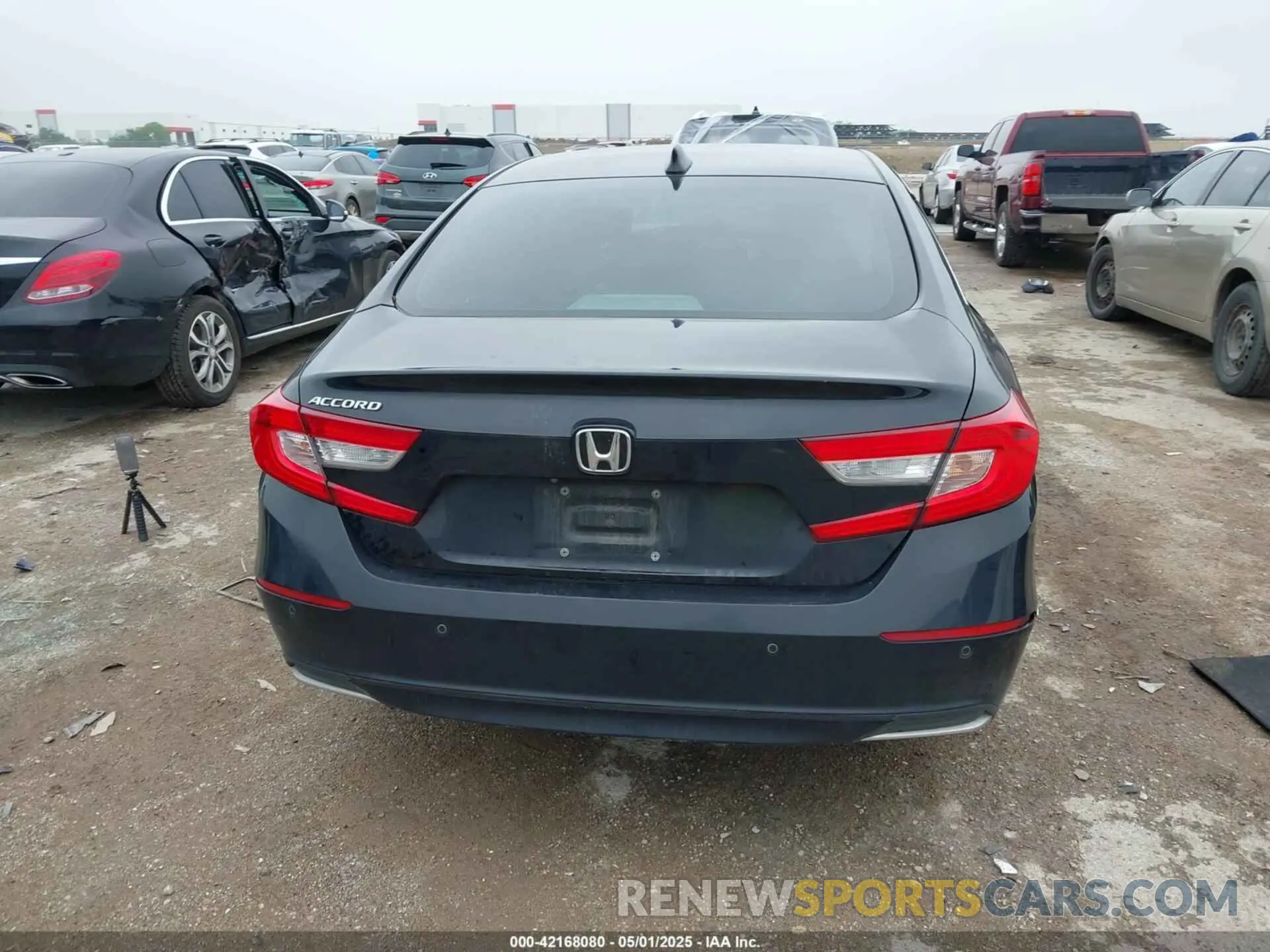 15 Photograph of a damaged car 1HGCV1F5XMA065883 HONDA ACCORD 2021