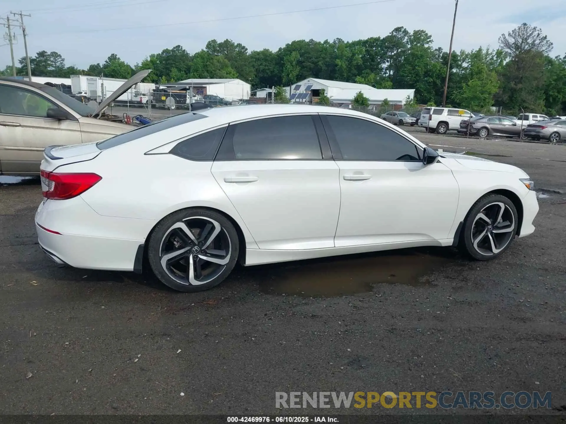 13 Photograph of a damaged car 1HGCV2F30MA024490 HONDA ACCORD 2021