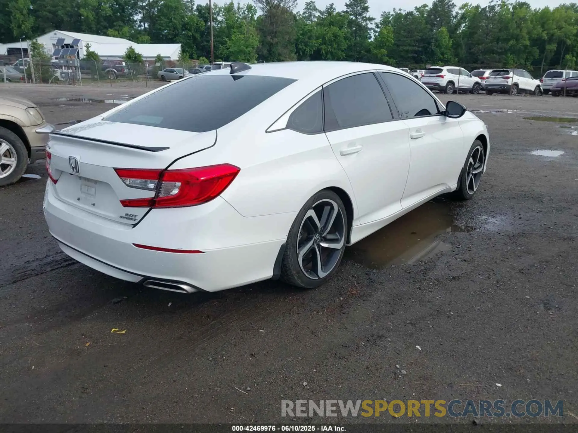 4 Photograph of a damaged car 1HGCV2F30MA024490 HONDA ACCORD 2021