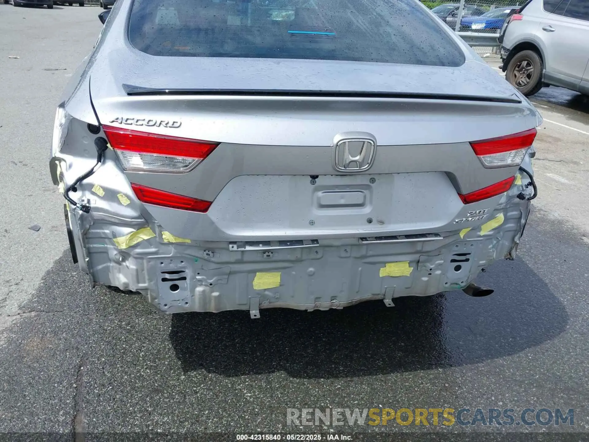 6 Photograph of a damaged car 1HGCV2F30MA025302 HONDA ACCORD 2021