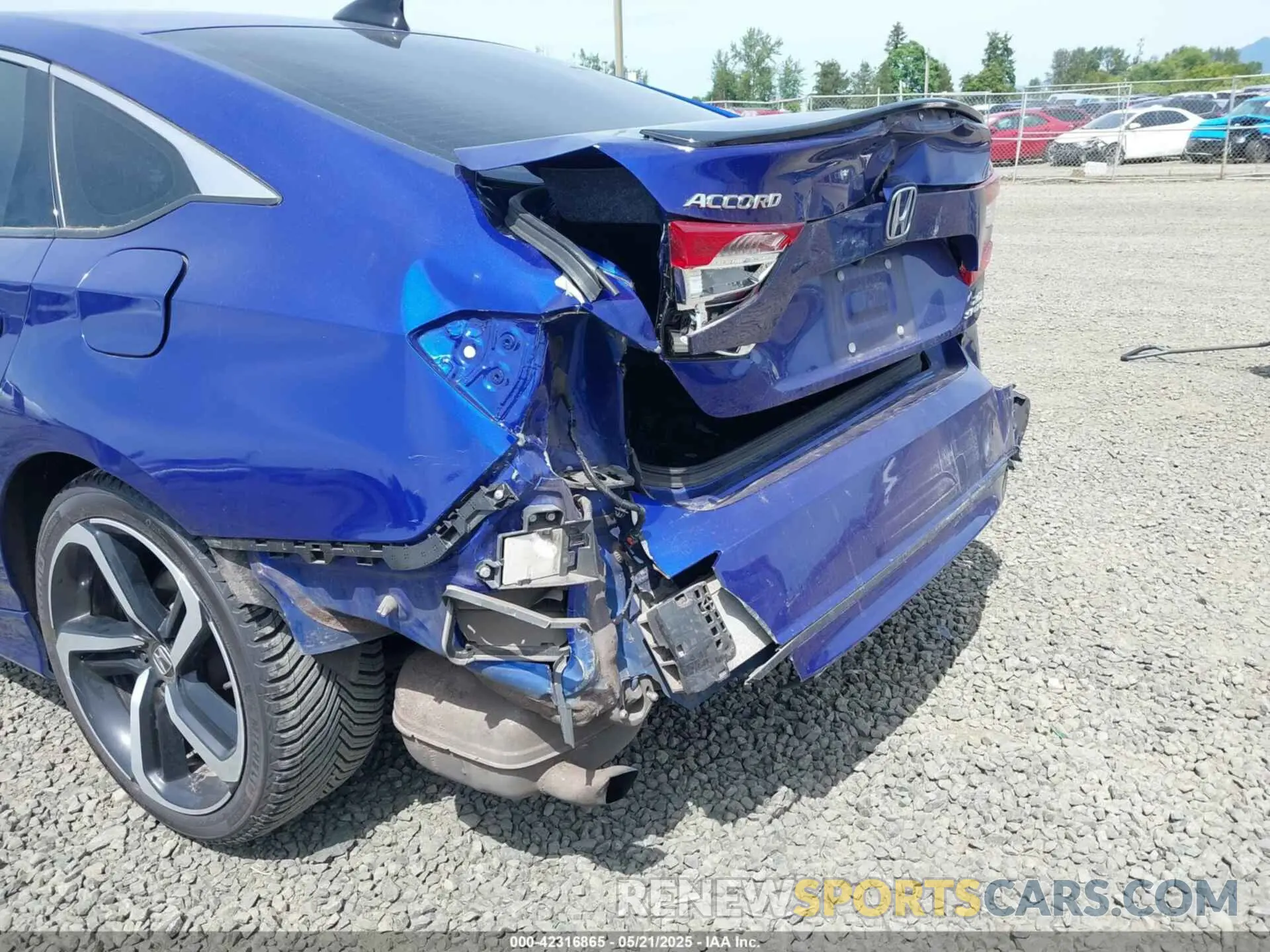 18 Photograph of a damaged car 1HGCV2F30MA032265 HONDA ACCORD 2021