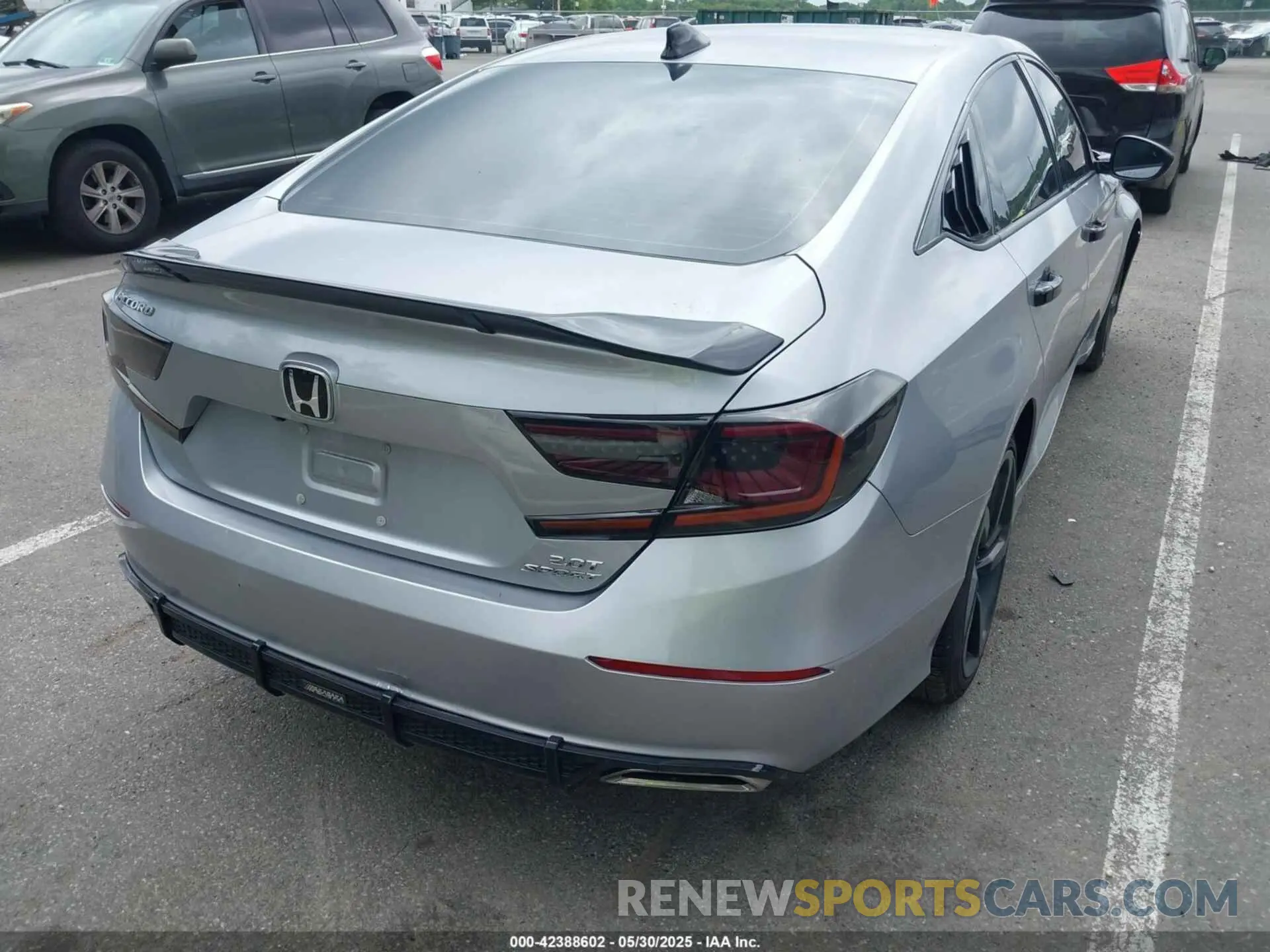 4 Photograph of a damaged car 1HGCV2F31MA000330 HONDA ACCORD 2021