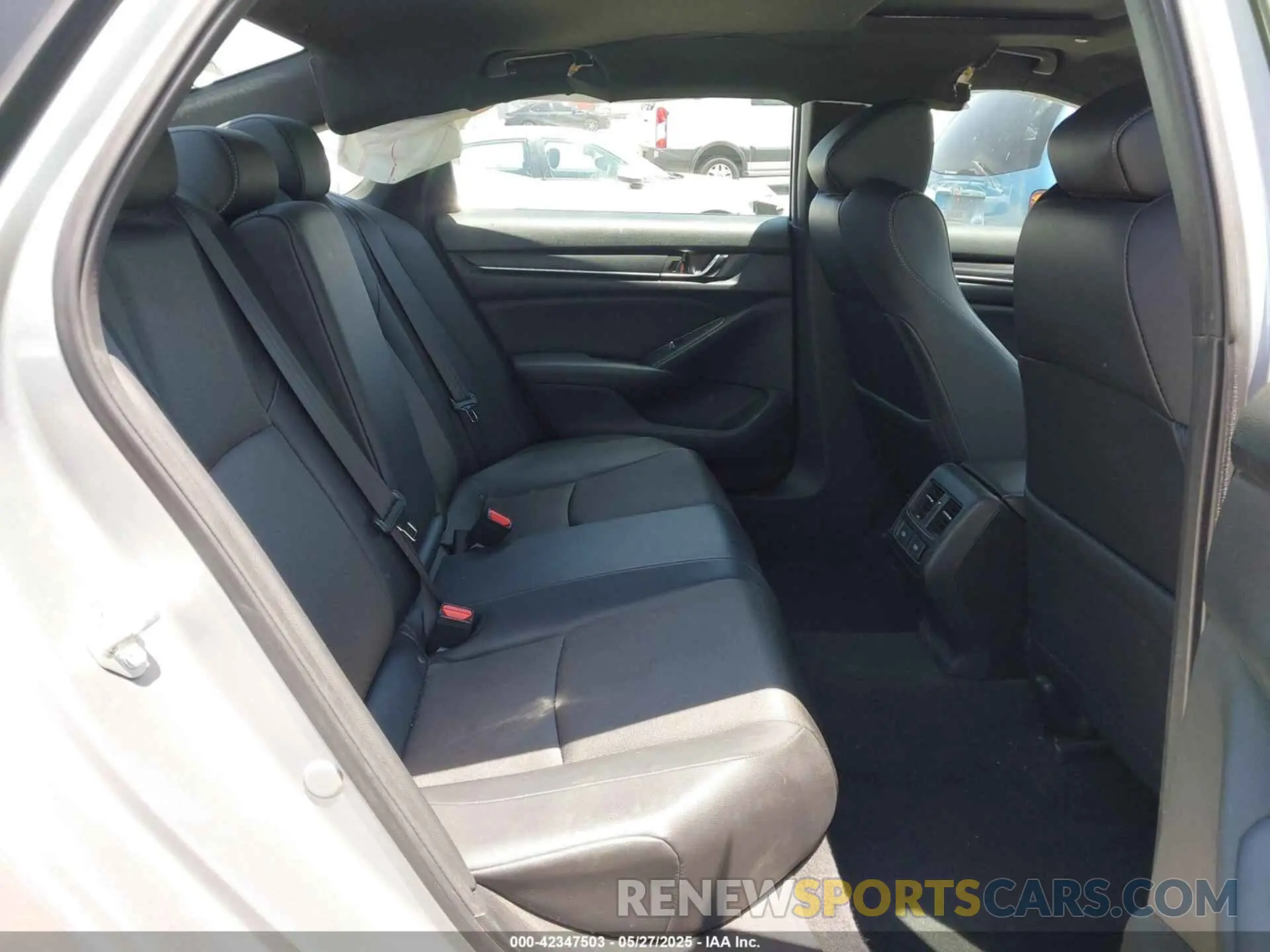 8 Photograph of a damaged car 1HGCV2F31MA006127 HONDA ACCORD 2021