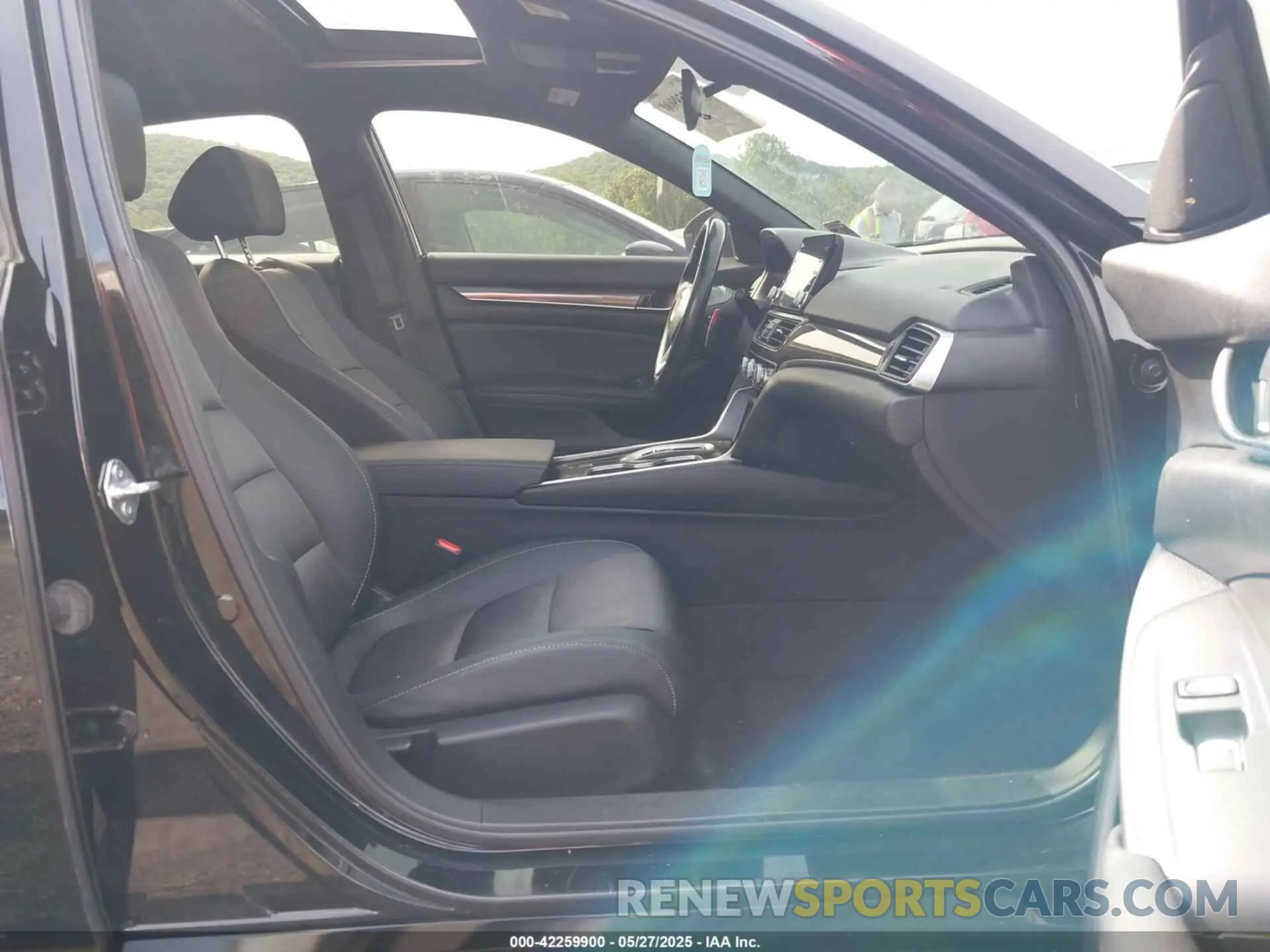 5 Photograph of a damaged car 1HGCV2F31MA012509 HONDA ACCORD 2021